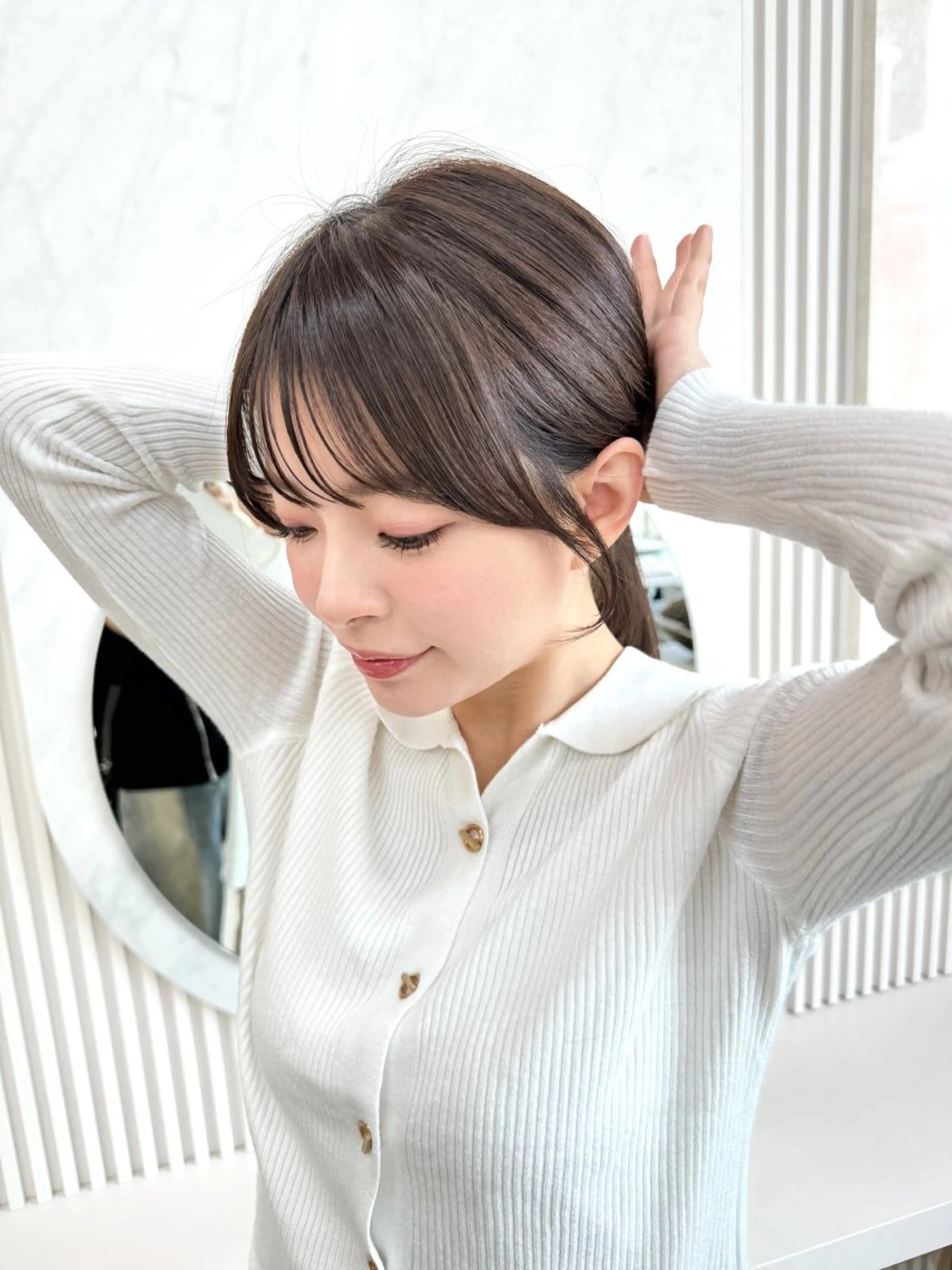 ミディアム カット レイヤーカット/ 顔まわり/アオイのヘアスタイル