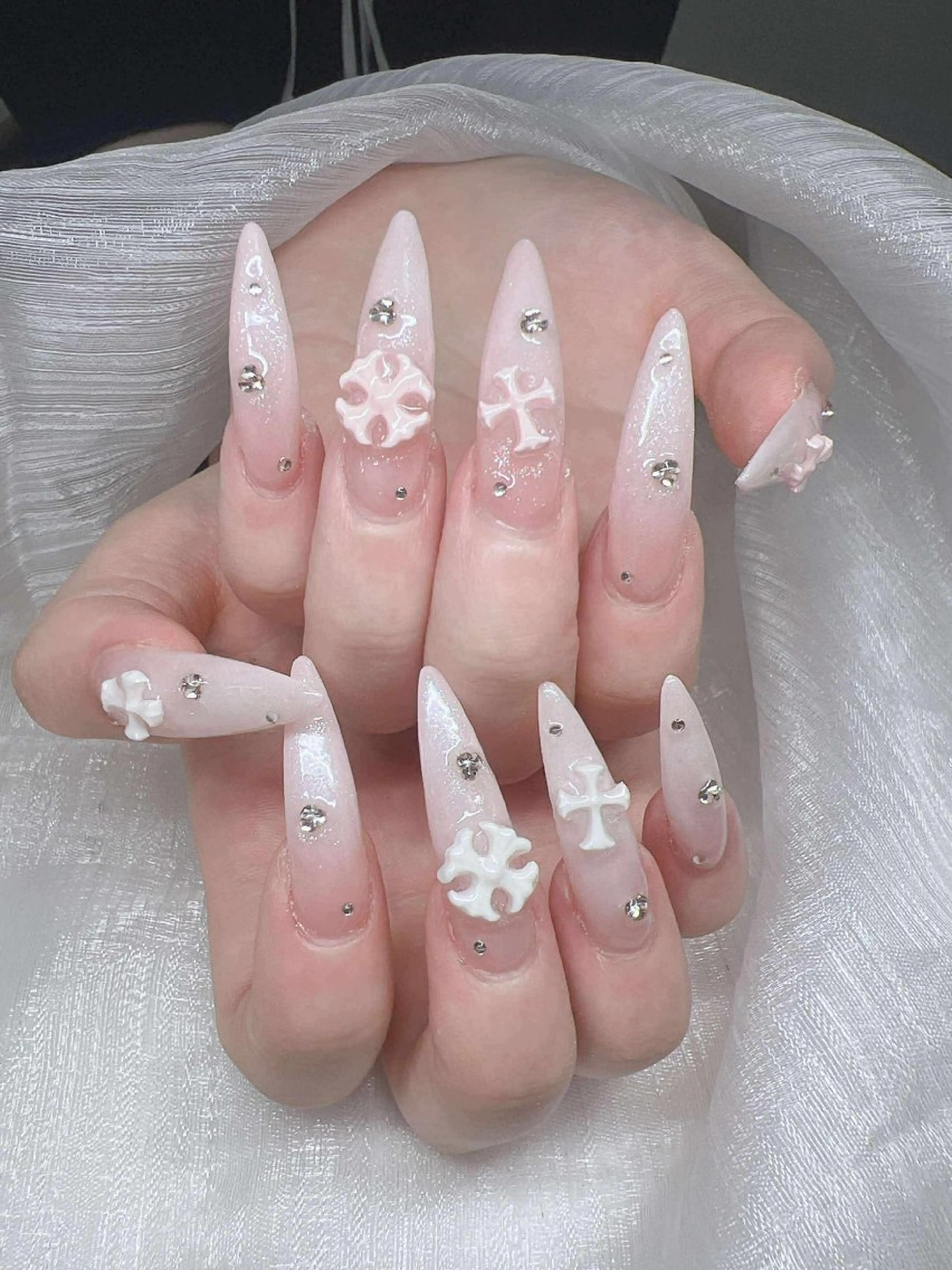 ネイル ハンドネイル Lee Nailsのネイルデザイン