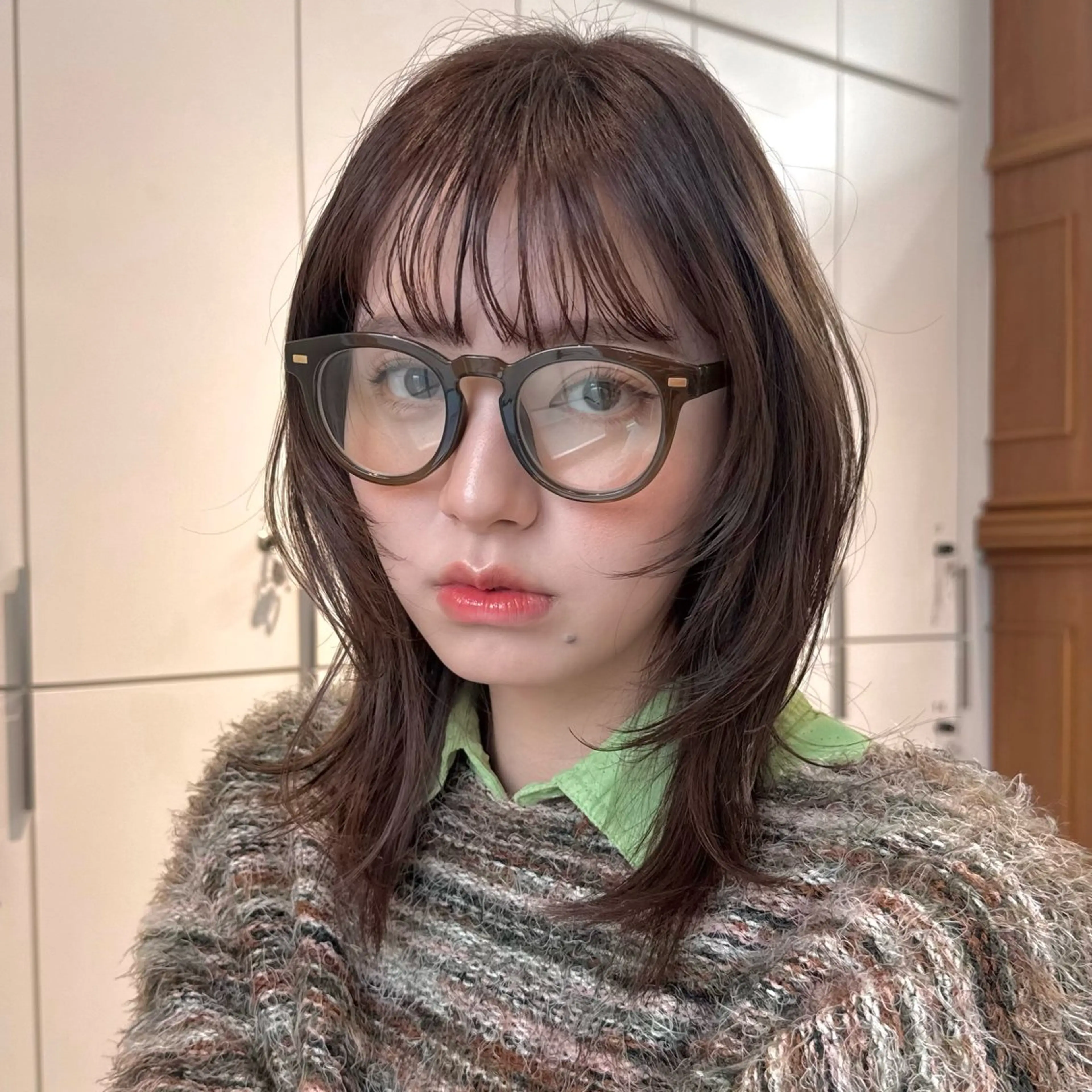 ミディアム ミディアムレイヤー レイヤーカット カット ヘアカラー トリートメント レイヤー/パーマ/ 艶カラー/💚千琴のヘアスタイル