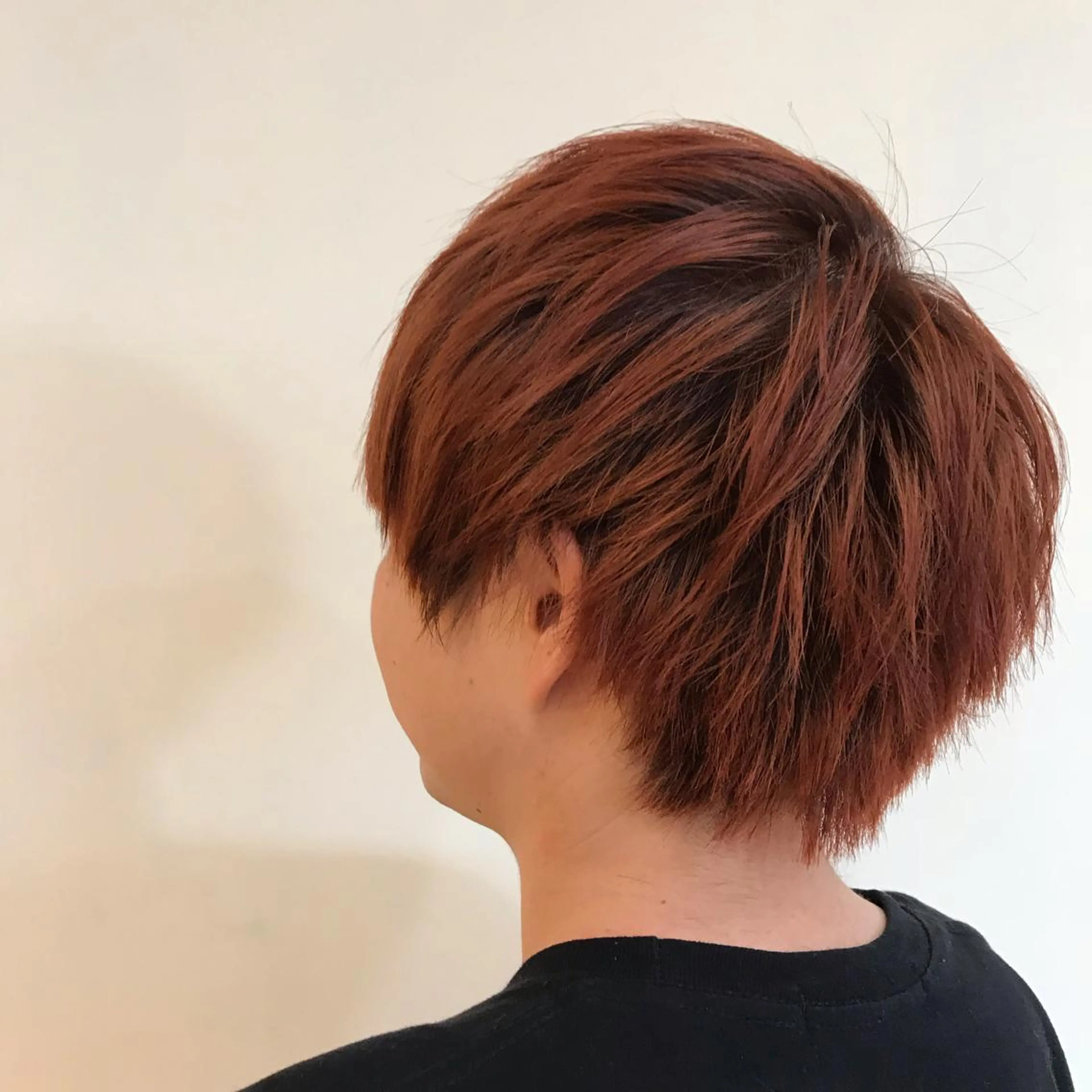 カラー メンズ メンズブリーチ ブリーチ オレンジ テラコッタ Konatsu /似合わせスタイルのヘアスタイル