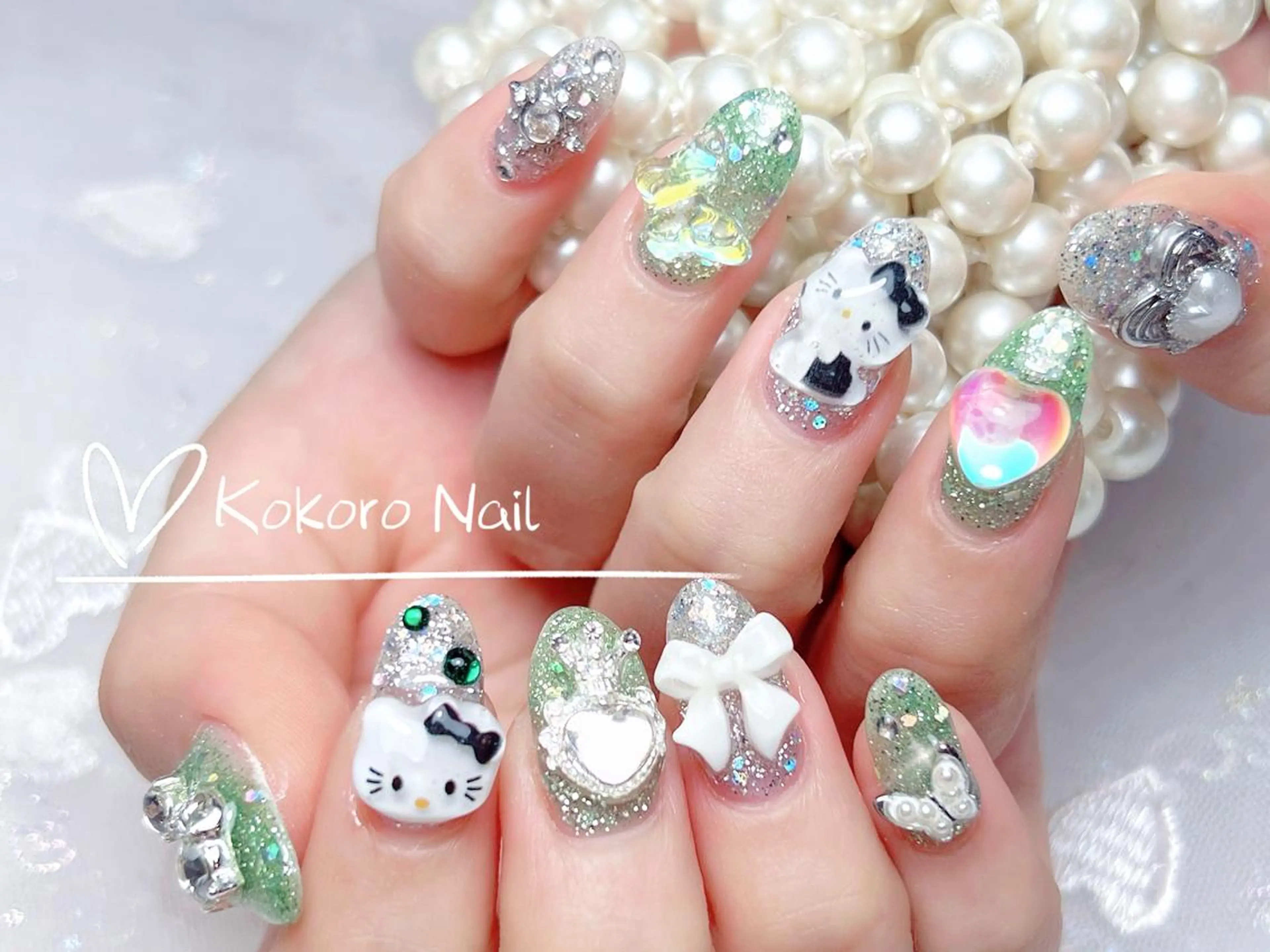 ネイル ハンドネイル ハンドケア 🎀ナナ 🎀のネイルデザイン