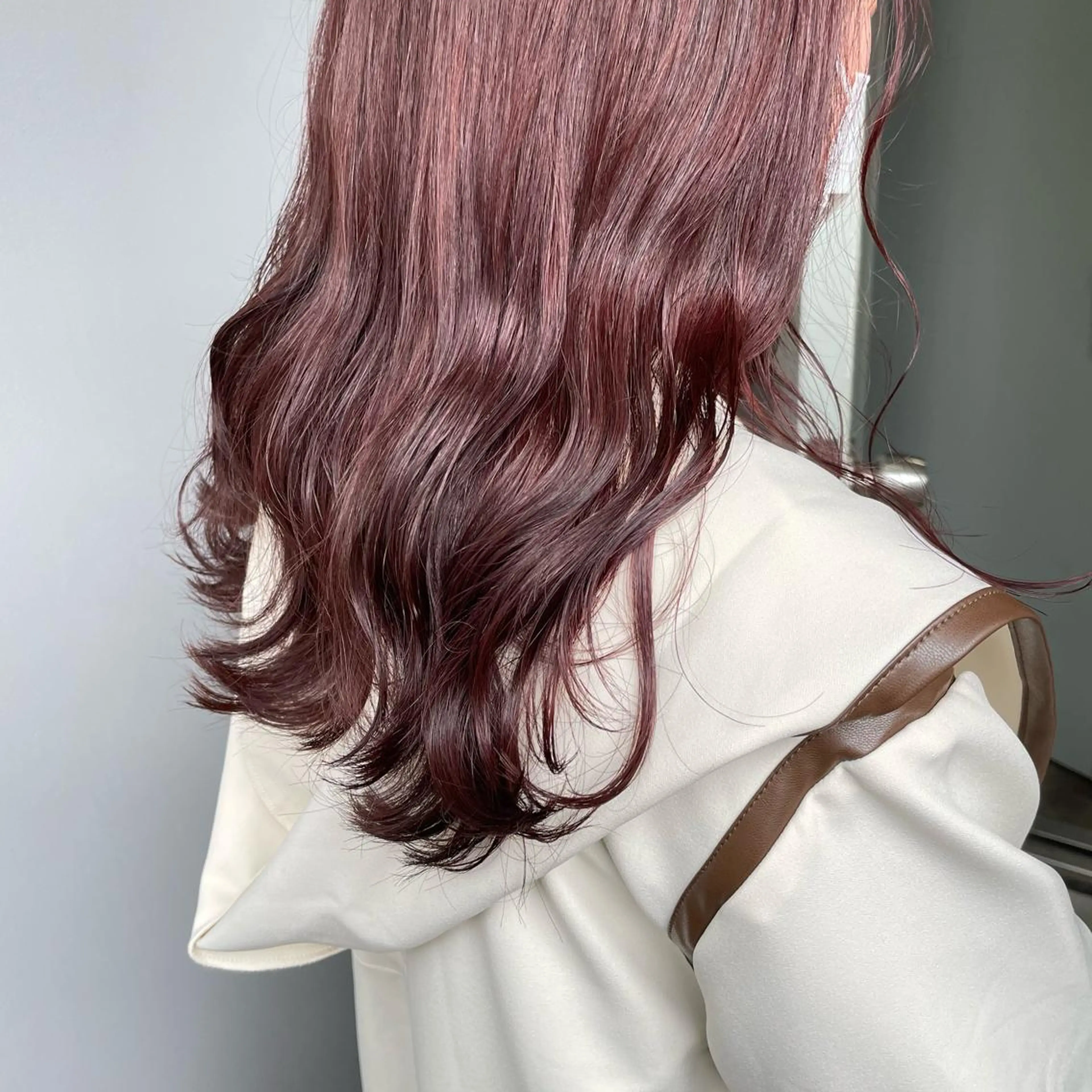 ロング カラー 韓国レイヤー ハッシュカットのヘアスタイル