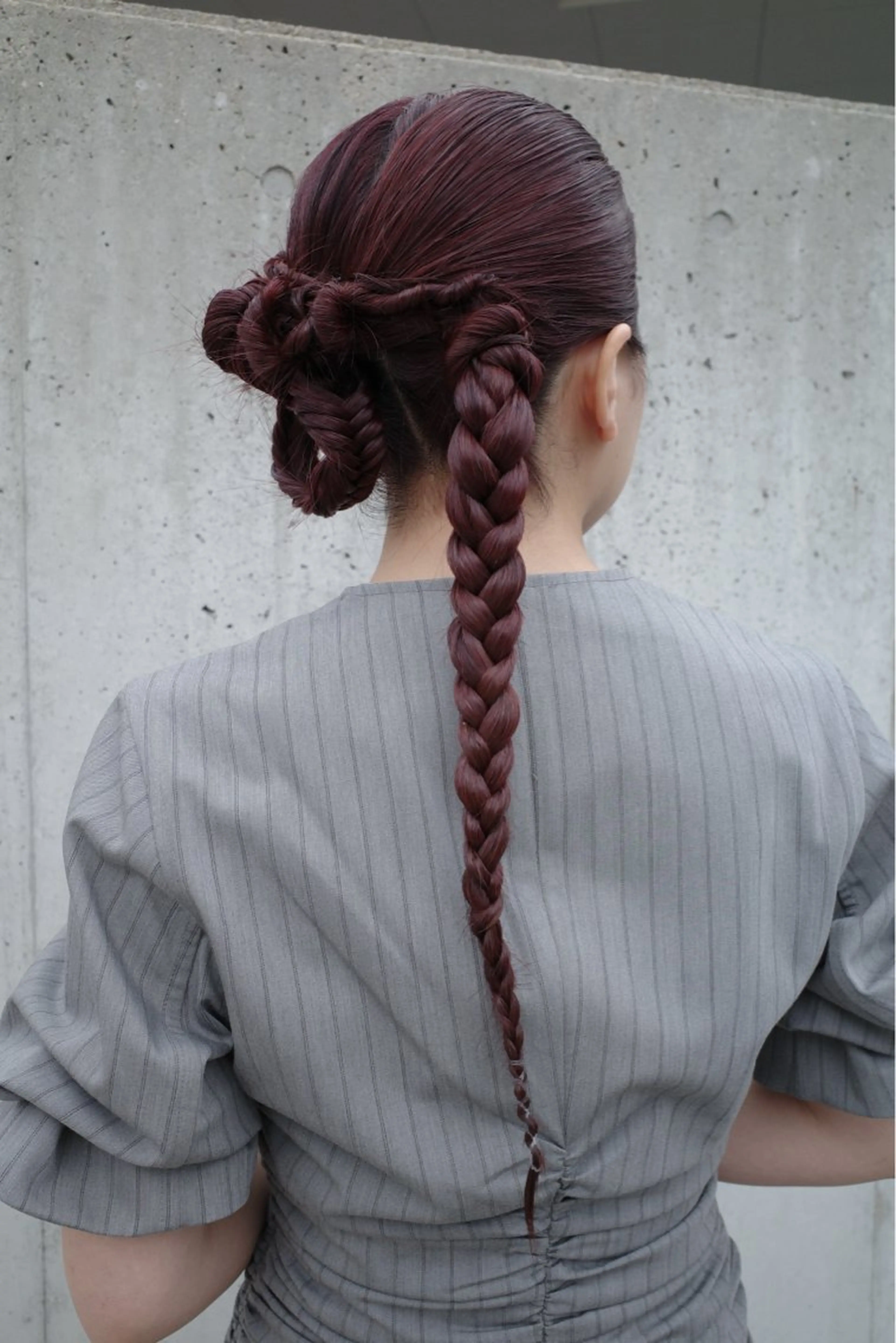 【SNS投稿OK】【胸下ロングヘア限定】ヘアセット+メイク+撮影(お顔+バックスタイル)の写真