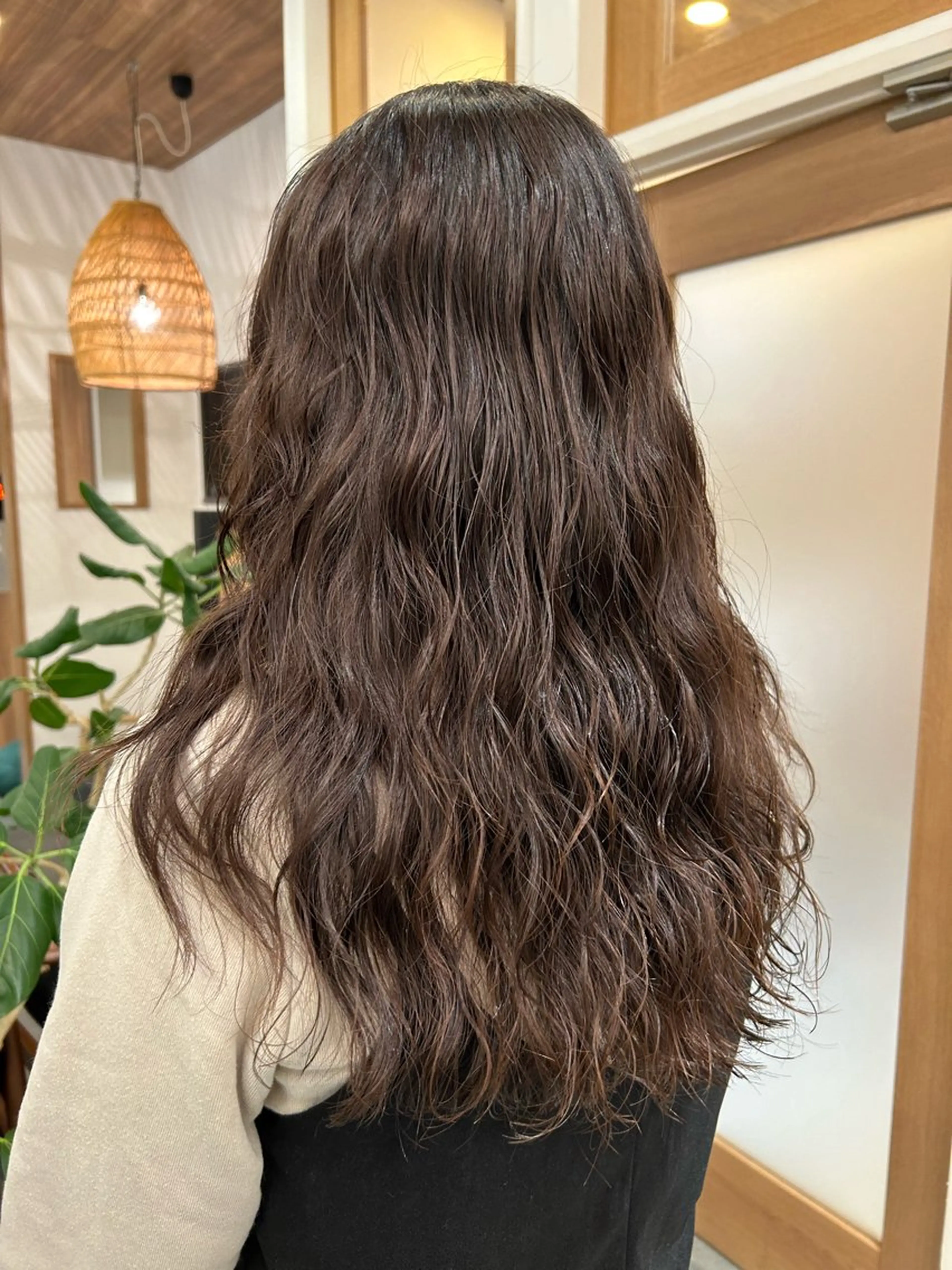 ロング パーマ BEAUTRIUM 穂乃香のヘアスタイル