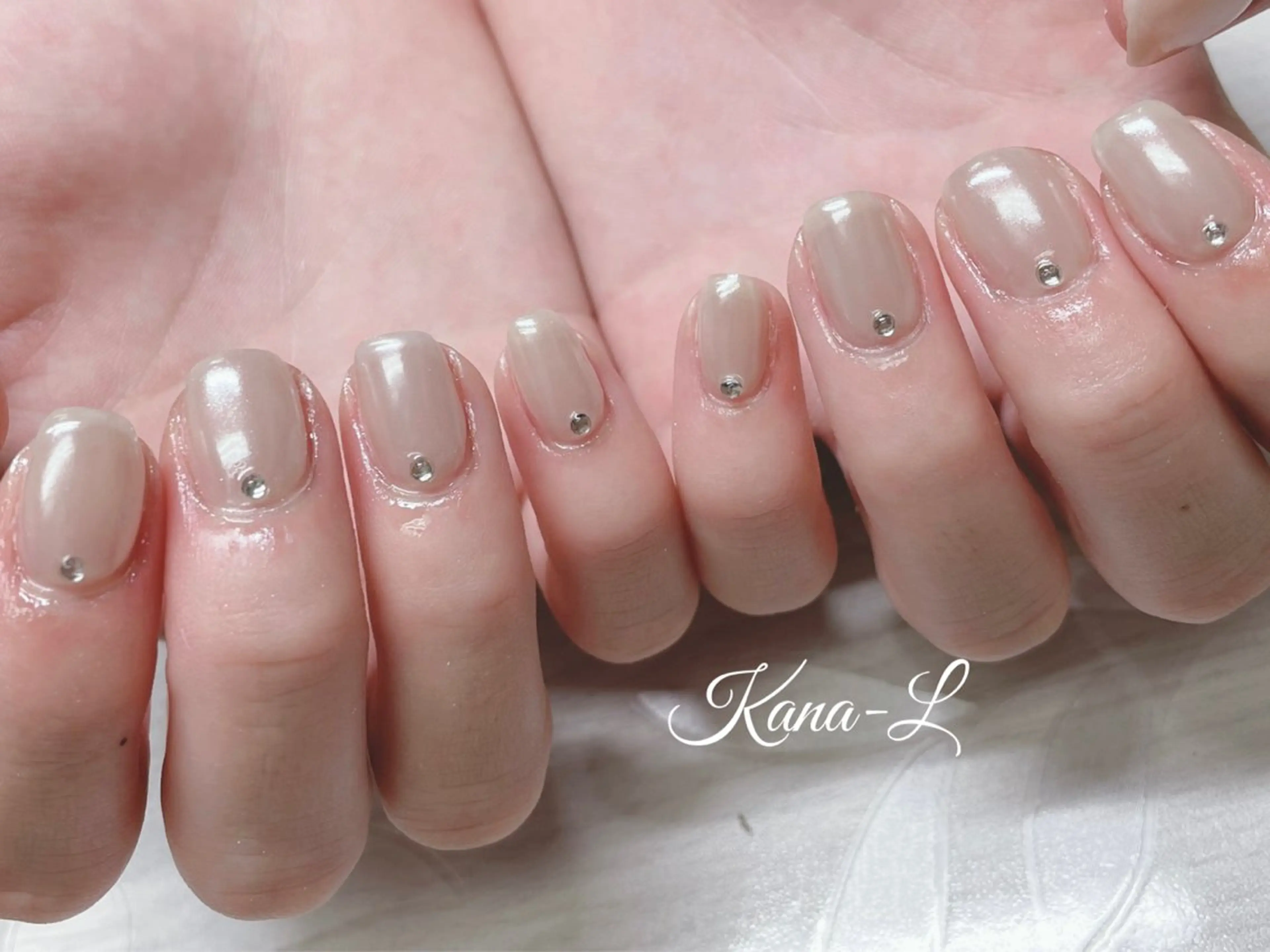 ネイル ジェルネイル ミラーネイル パラジェル 芦辺 香奈のネイルデザイン