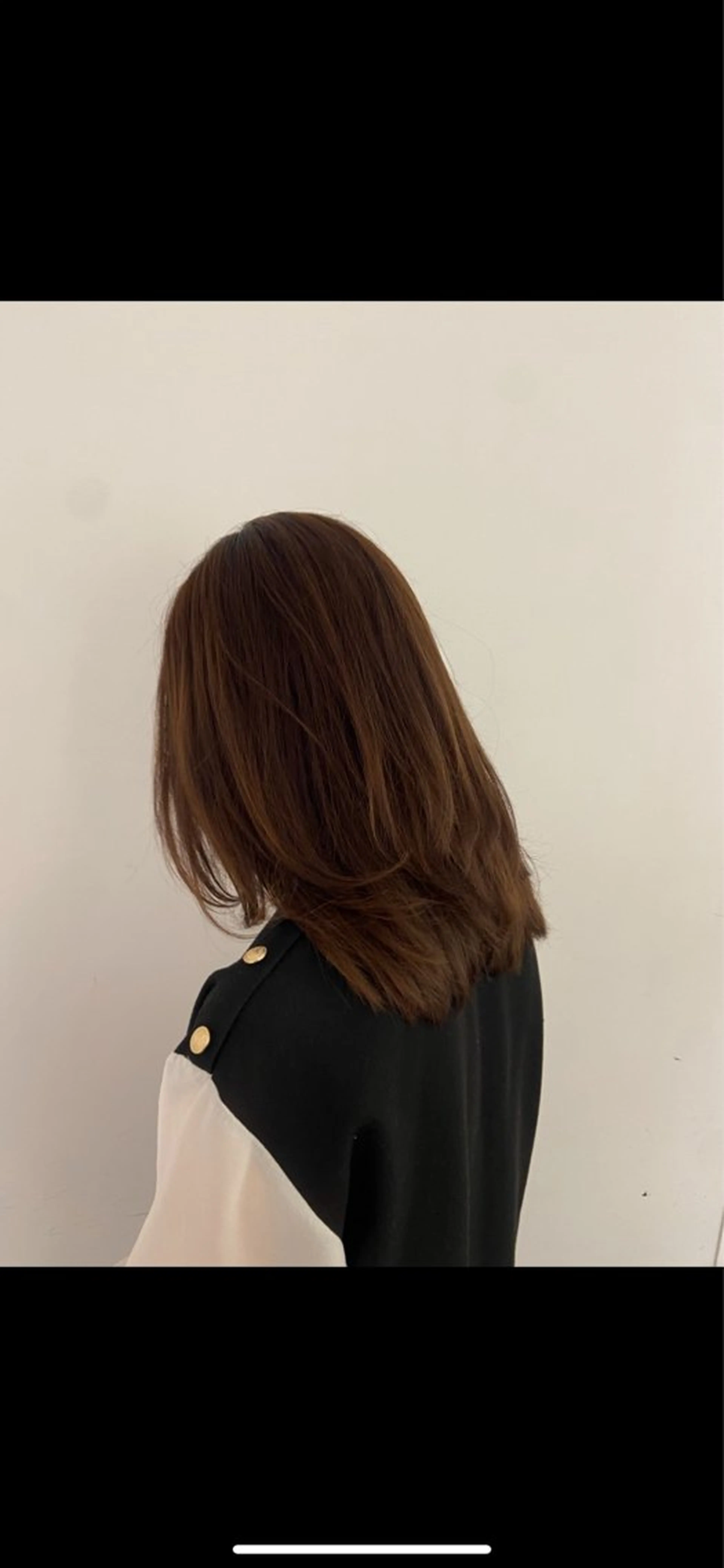 セミロング カラー レイヤーカット ヘアカラー UNBIRTHDAY いずみのヘアスタイル