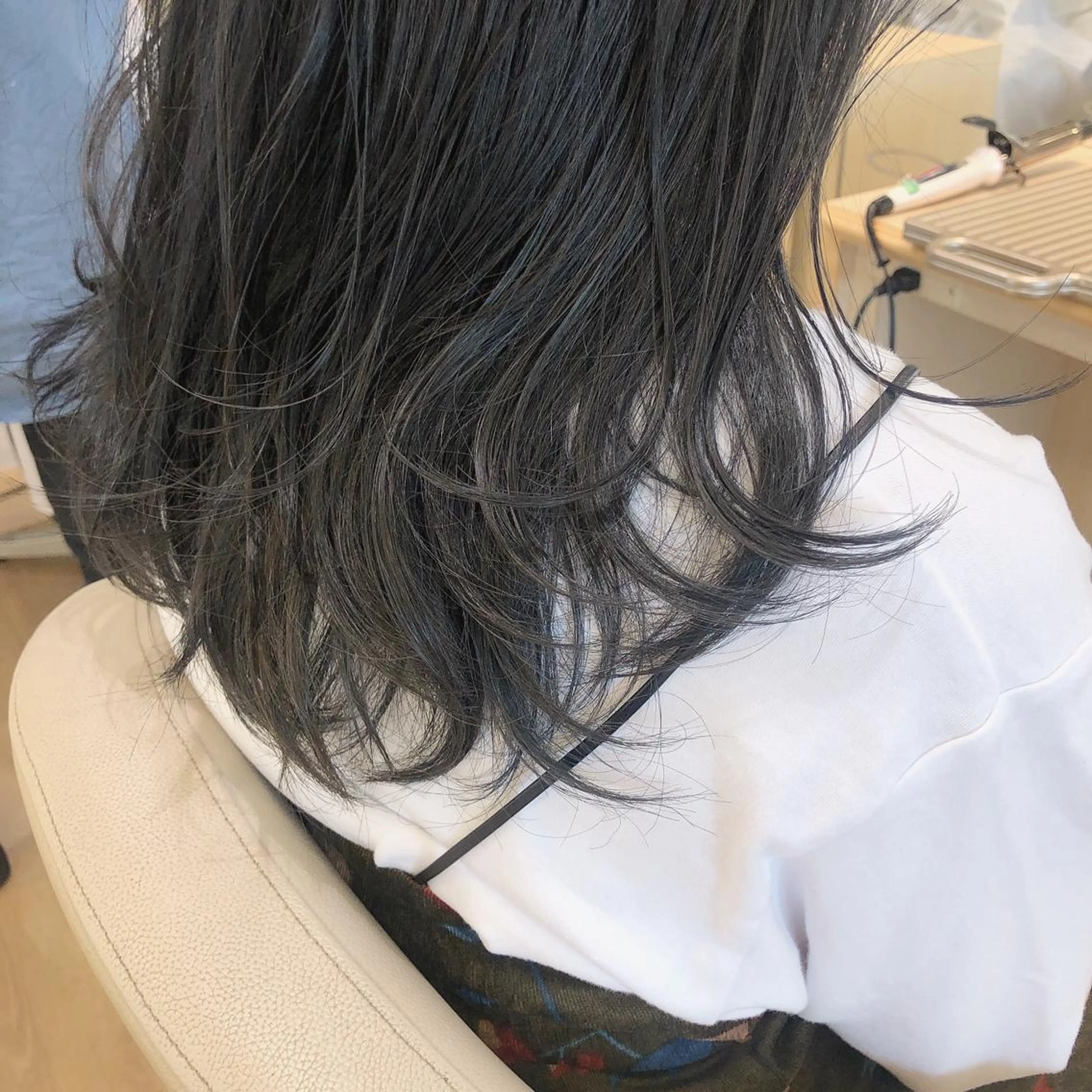 ロング カラー ブルーカラー ブルージュ 似合わせ.ﾍｱｾｯﾄ 得意🌹井上美沙のヘアスタイル
