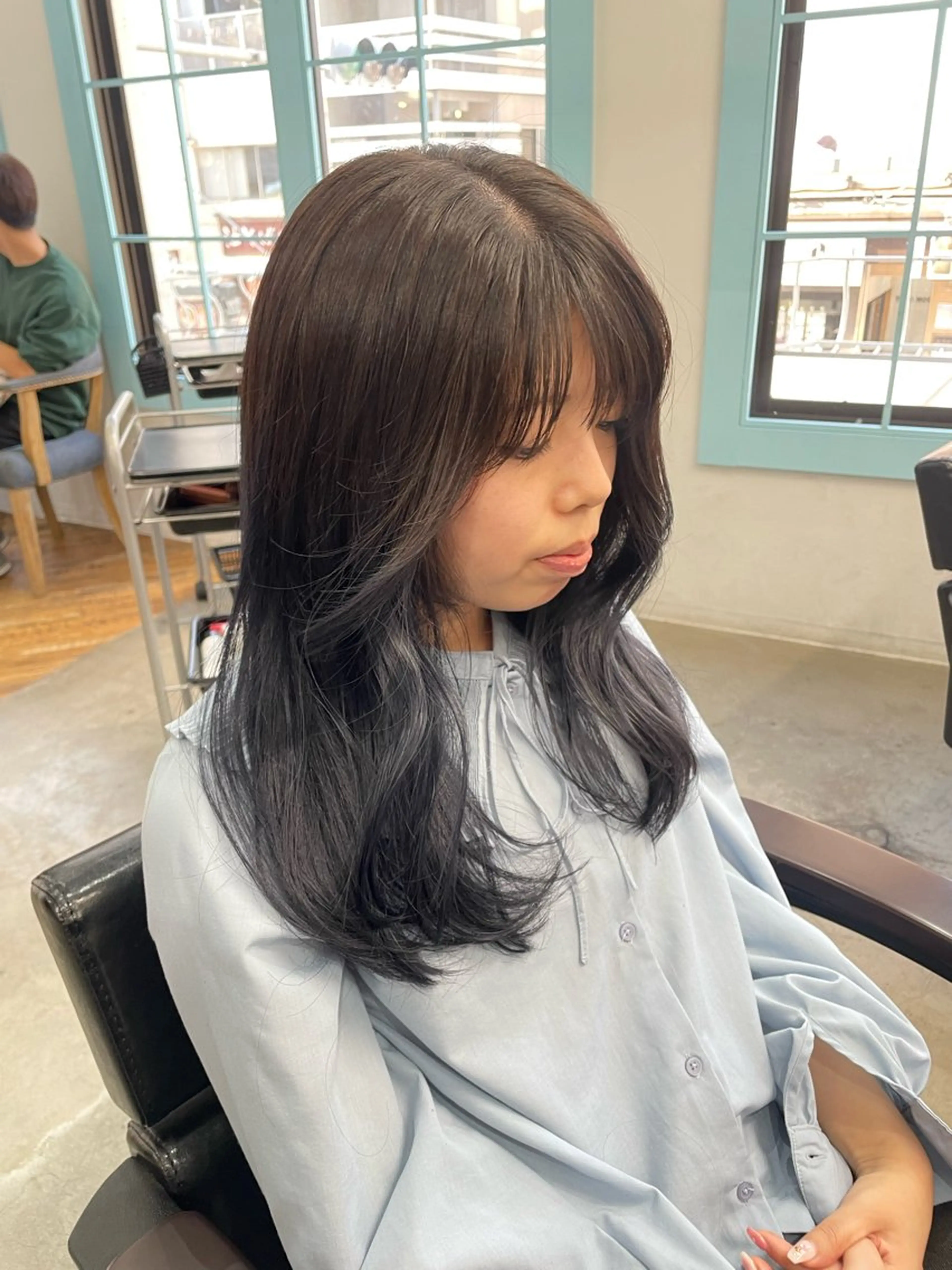 セミロング カラー RIN／韓国ヘア レイヤーカットのヘアスタイル