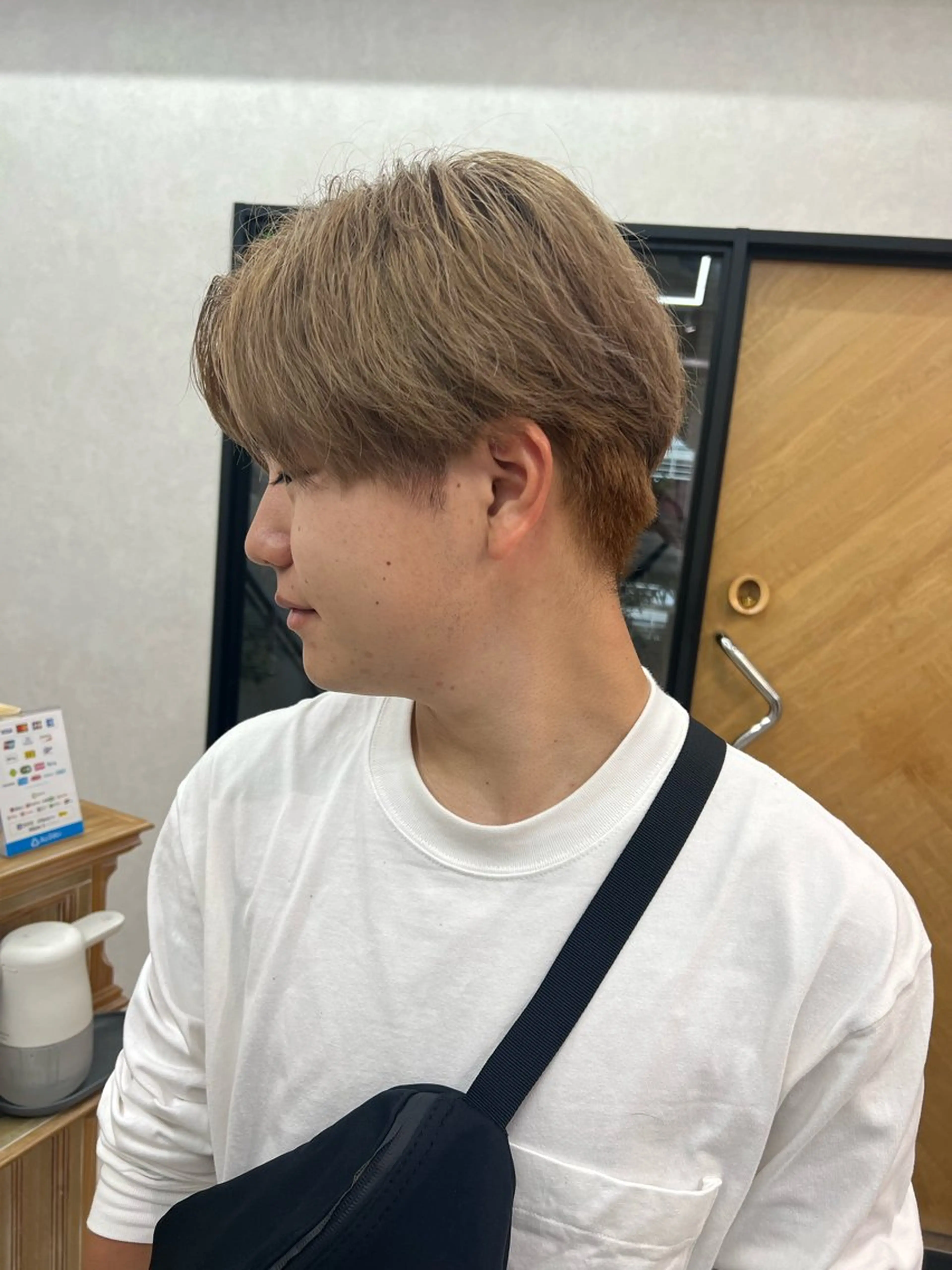 メンズ メンズブリーチ 岡島 実里のヘアスタイル