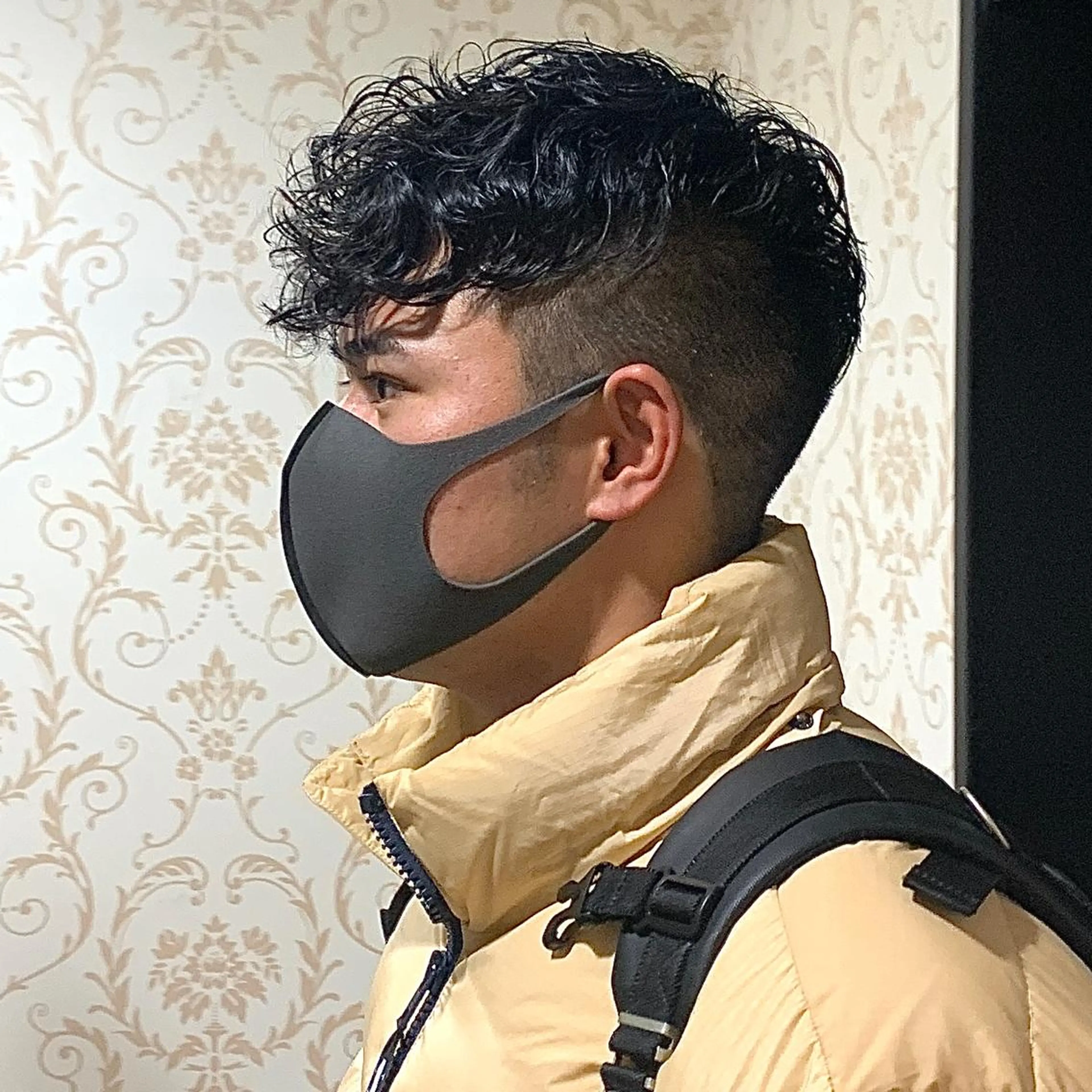 ショート パーマ メンズ カルマパーマ メンズ韓国風 メンズパーマ スペインカール 波巻きパーマ メンズパーマ/ メンズ縮毛矯正美容師のヘアスタイル