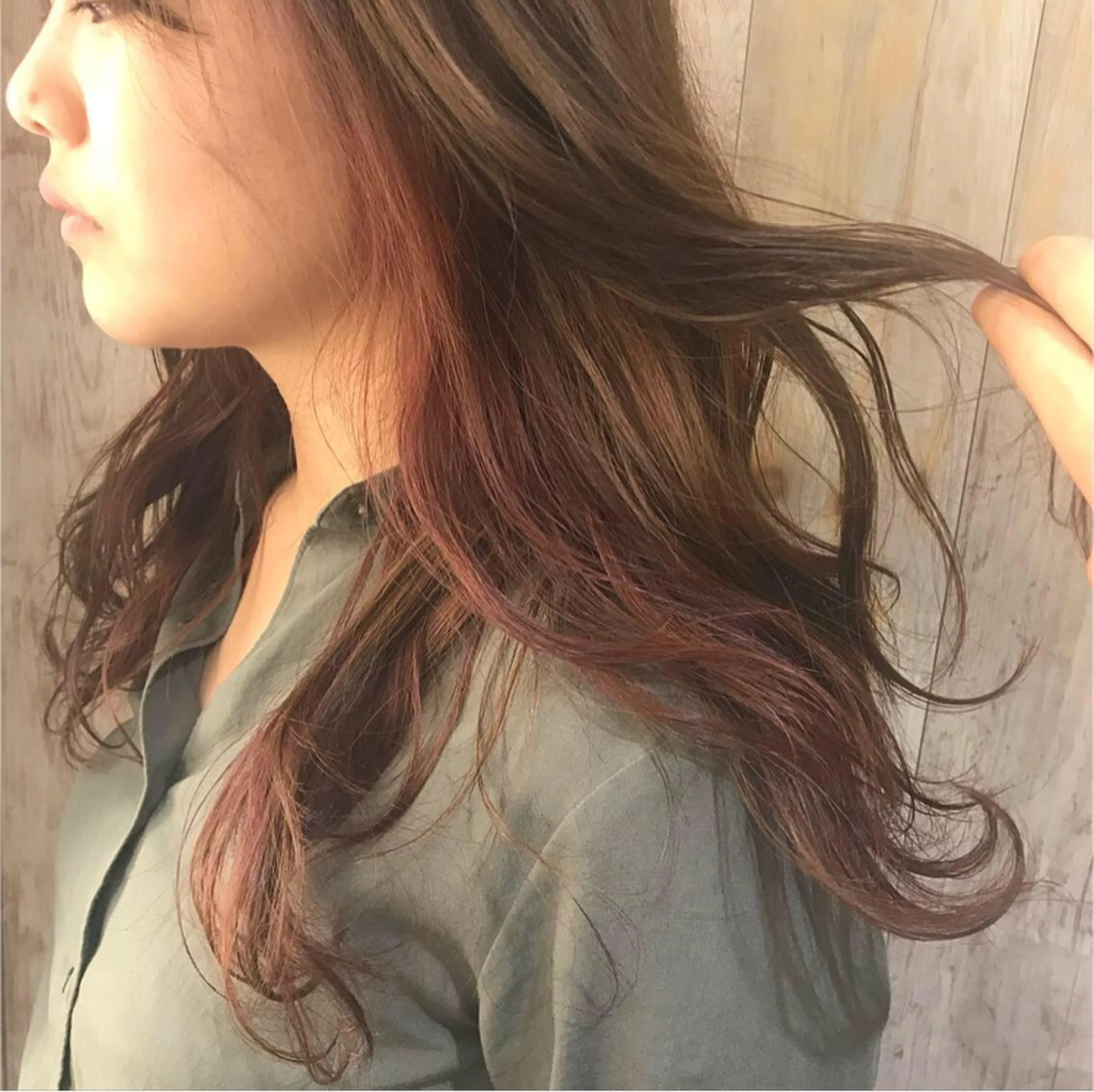 セミロング カラー エリアNo.1カラー ⭐️hikaru⭐️のヘアスタイル