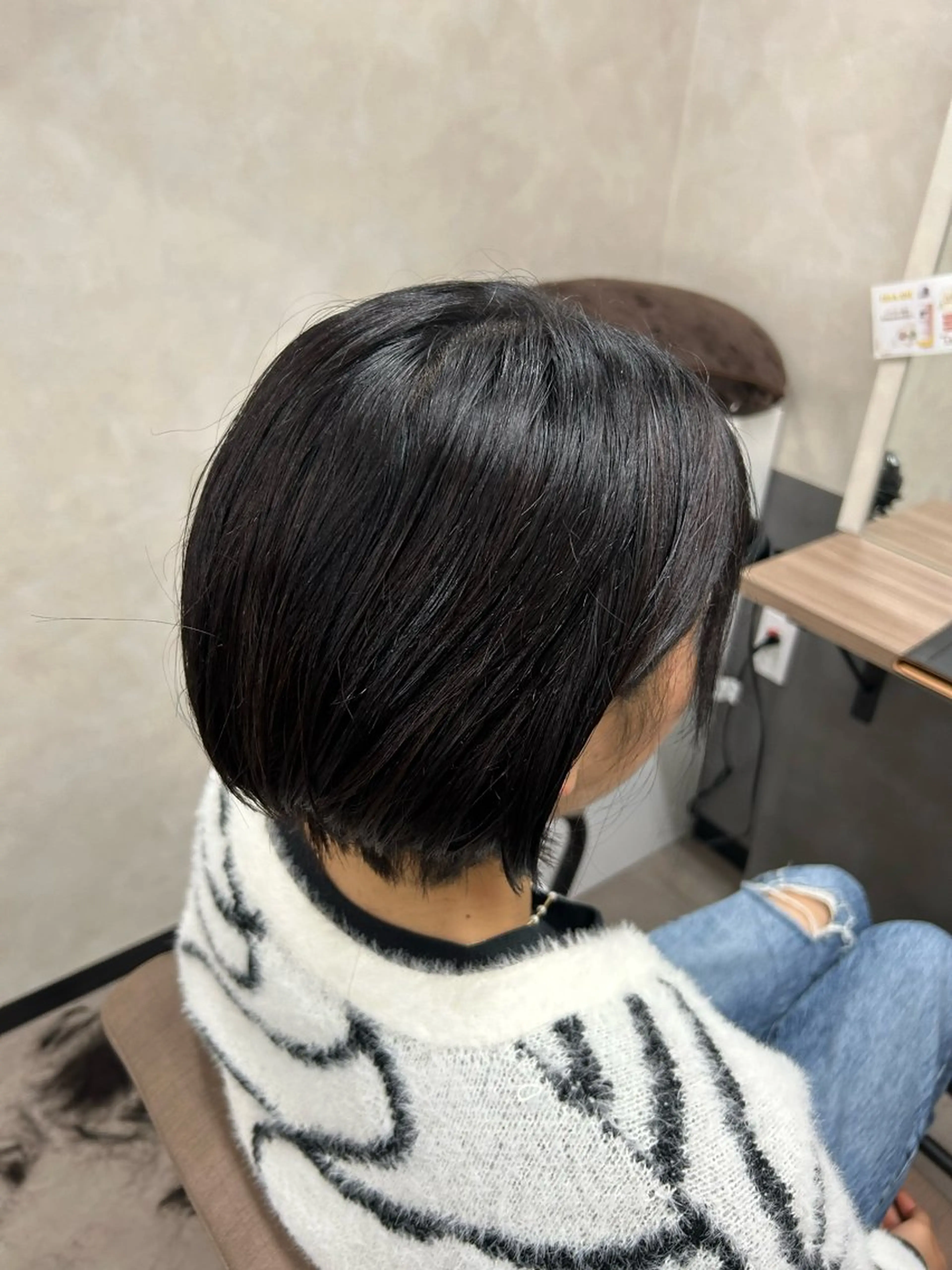 ショート カット VIE.ORNER 土気🍀小岩井樹のヘアスタイル