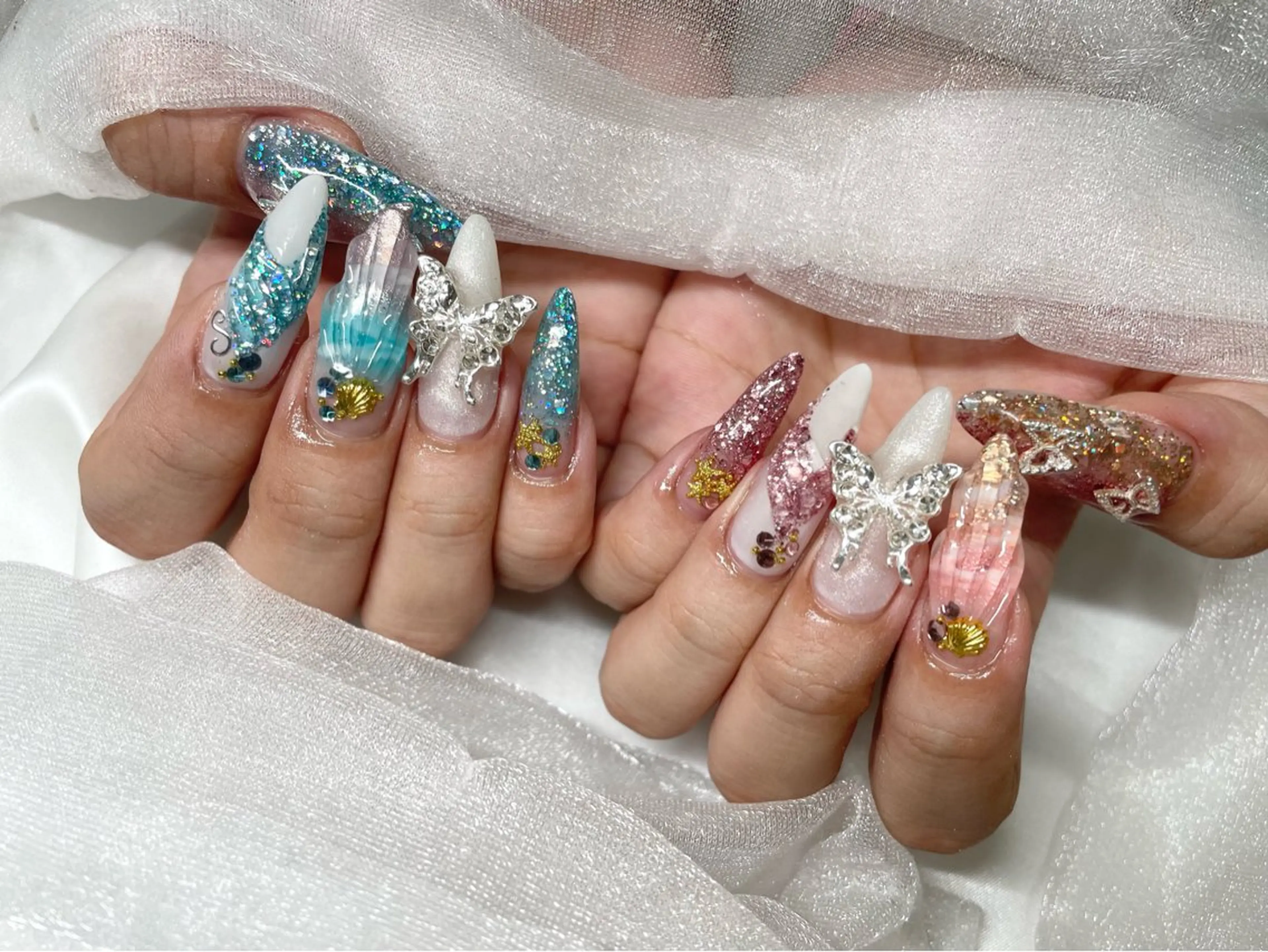 ネイル ハンドネイル Roi〈ロワ〉 Minakoのネイルデザイン