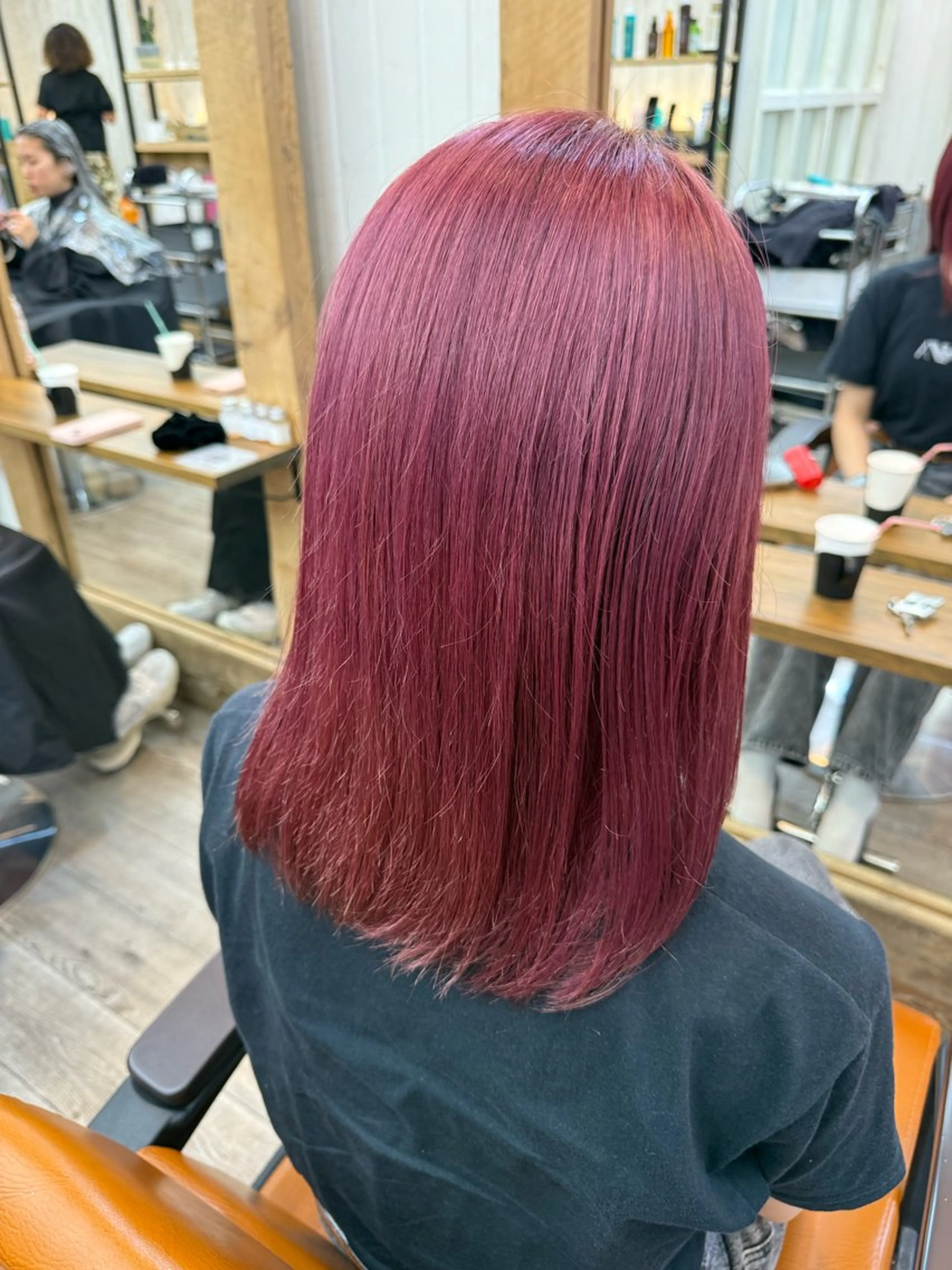 カラー WATARU/ 韓国風巻き髪のヘアスタイル