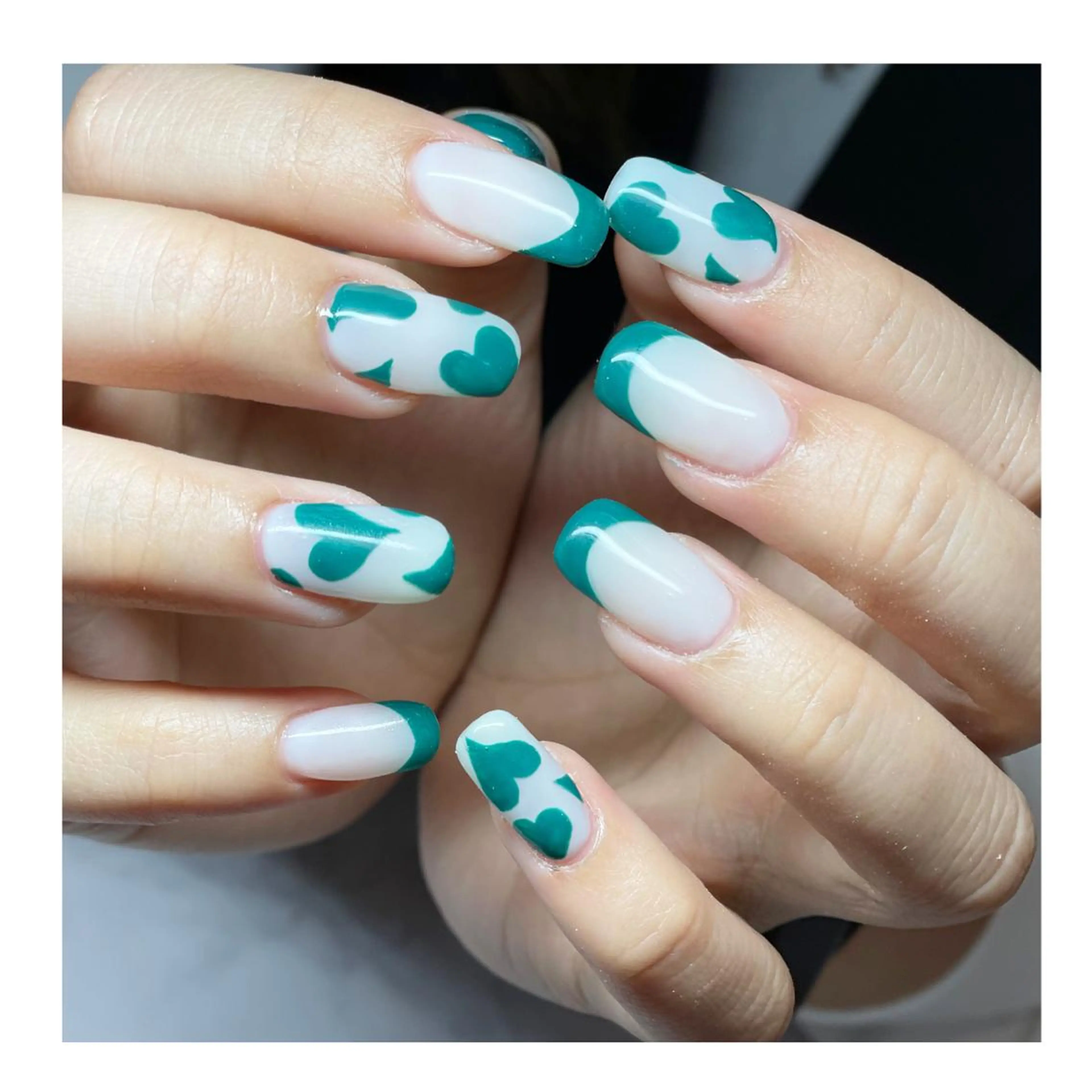 ネイル フレンチネイル ジェルネイル グリーン ハート ハンドネイル LaLa Peach 福岡のマツエク・マツパデザイン