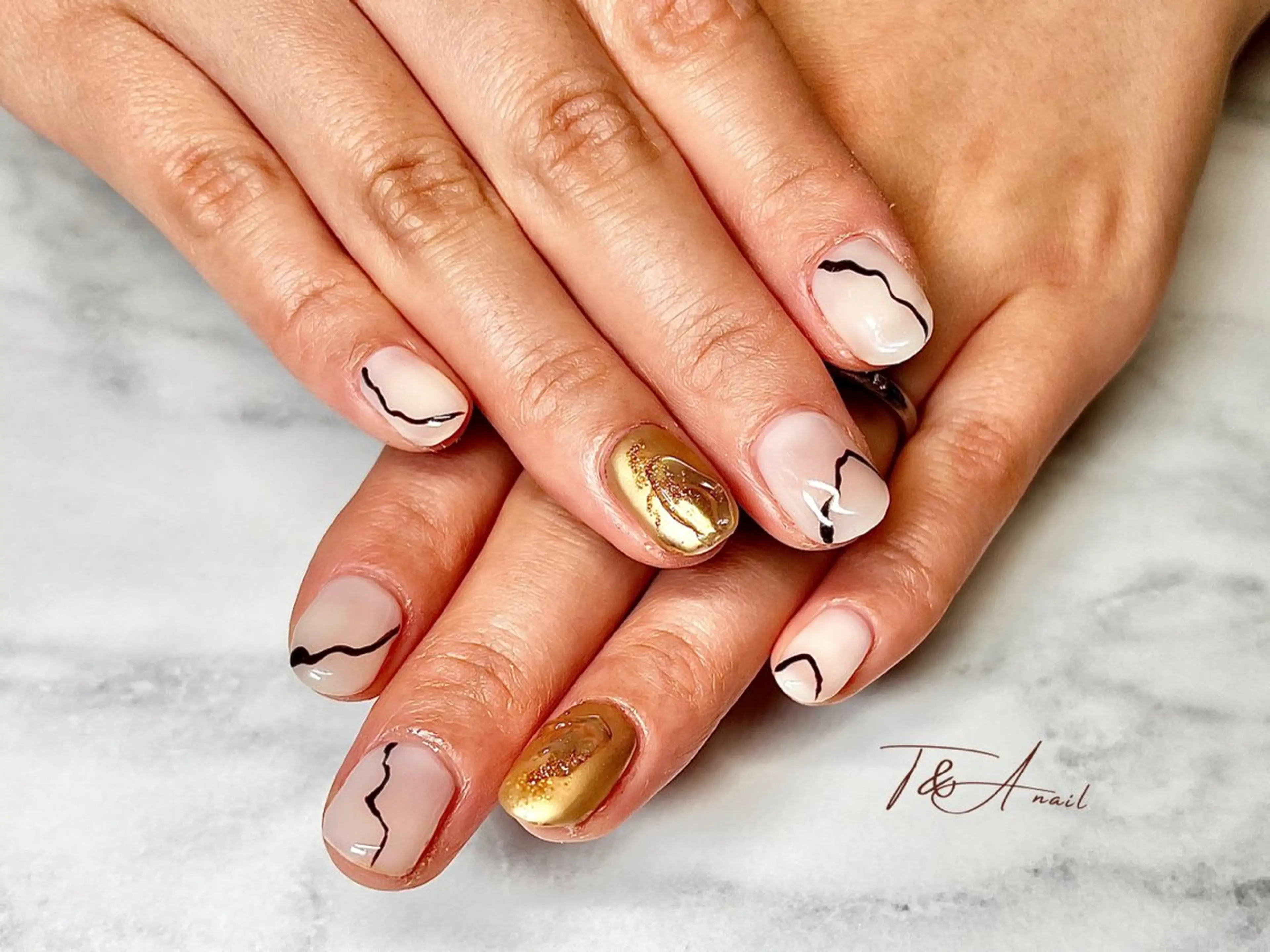 ネイル ジェルネイル ニュアンスネイル スカルプネイル シンプルネイル 冬ネイル ハンドネイル T&A nailのネイルデザイン