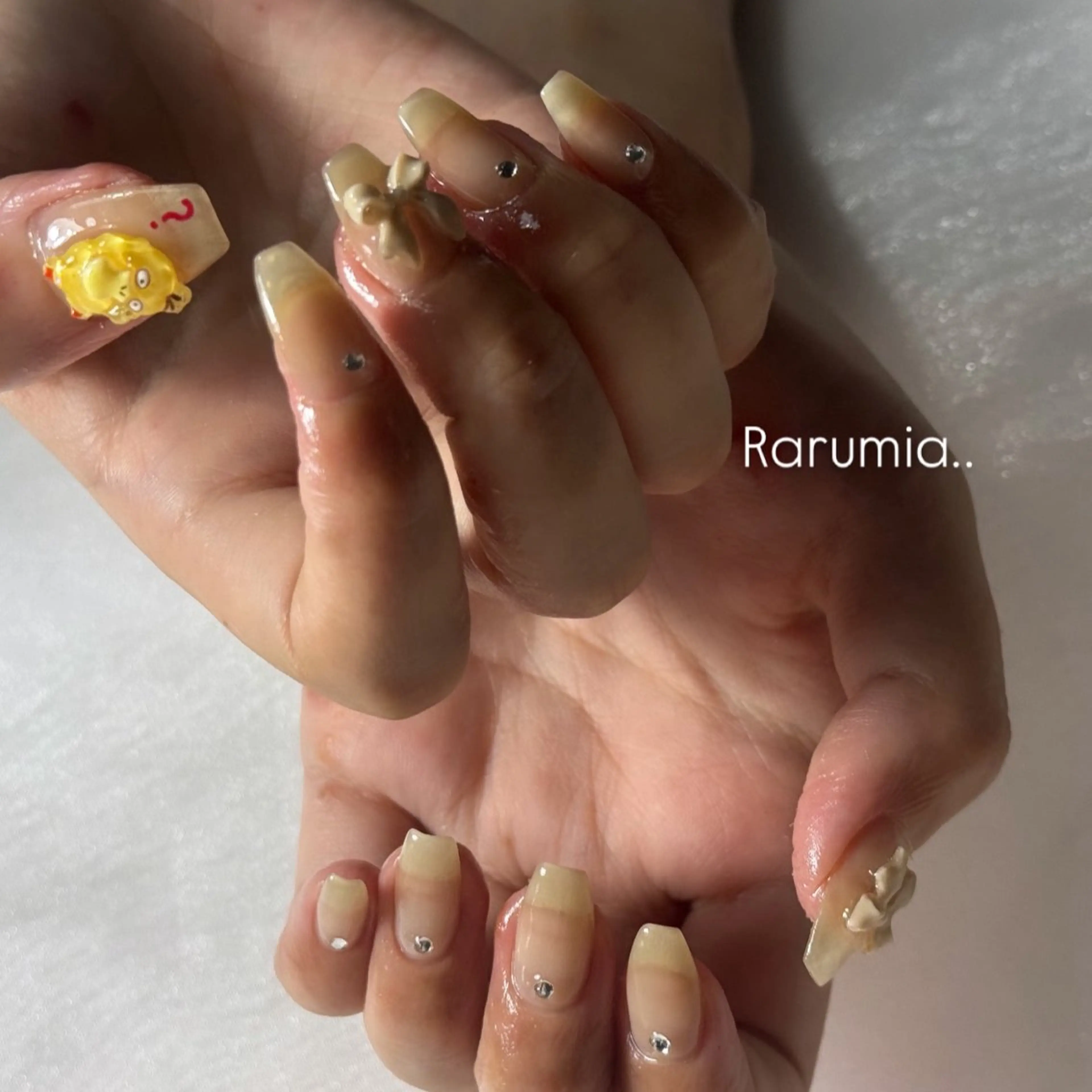 ネイル Rarumia miiのネイルデザイン