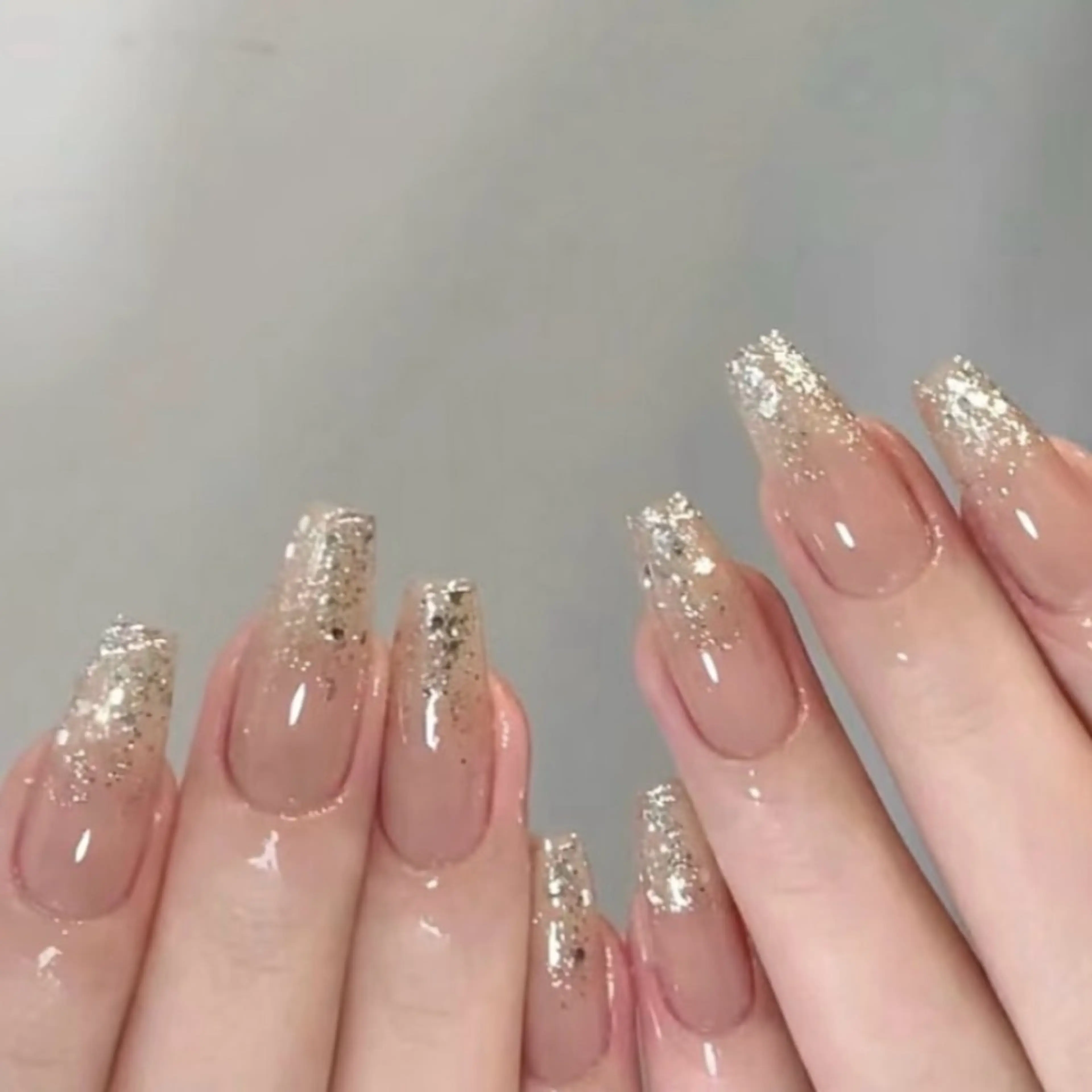 オフなし🎀ワンカラーorラメグラ➕パーツ4個の写真