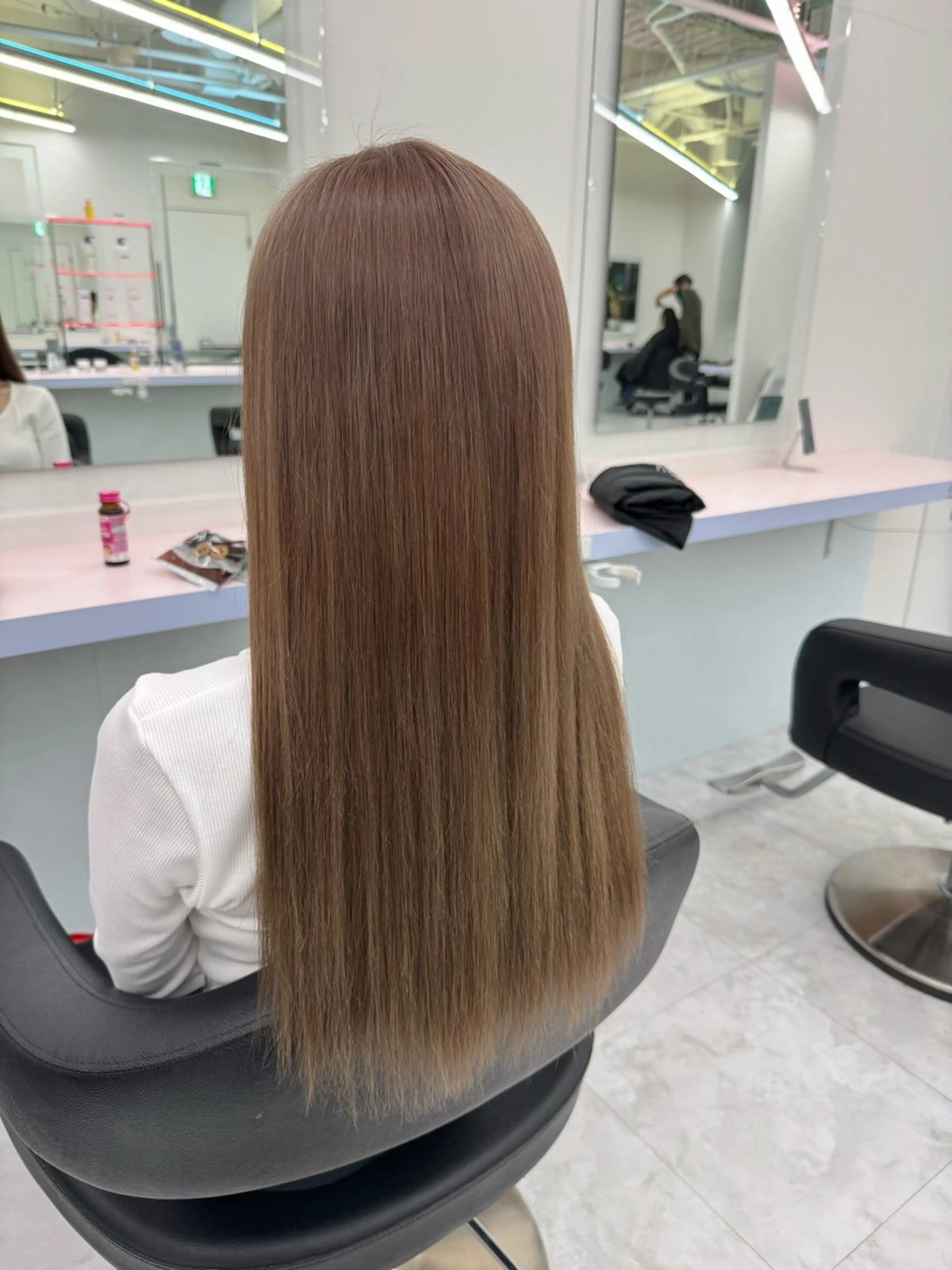 セミロング カラー ベージュカラー ミルクティーベージュ トリートメント ヘアセット ♡ブリーチカラー♡ Mirioのヘアスタイル