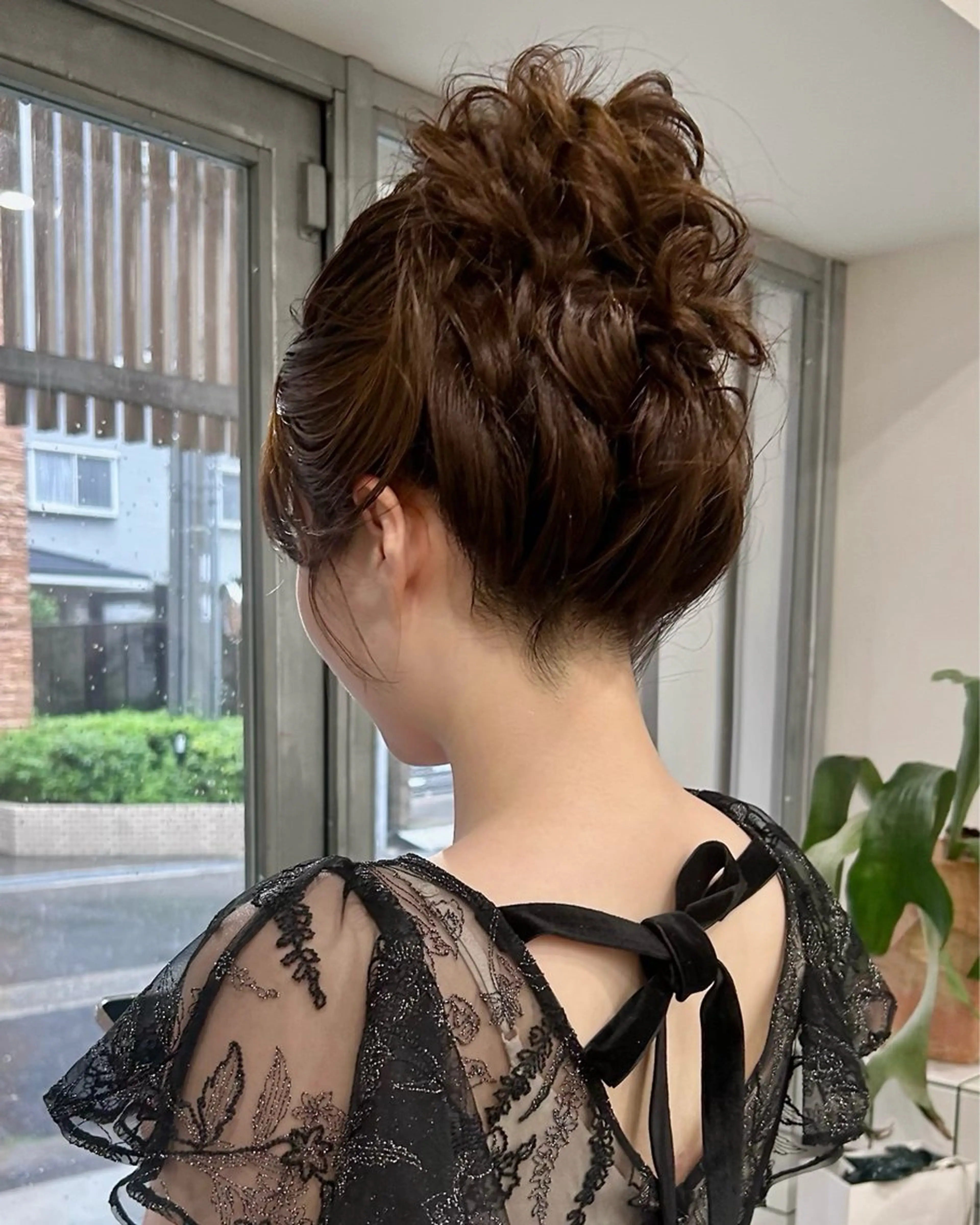 ロング ヘアセット BROUN®所属・NACA /江坂/カットモデルのヘアスタイル
