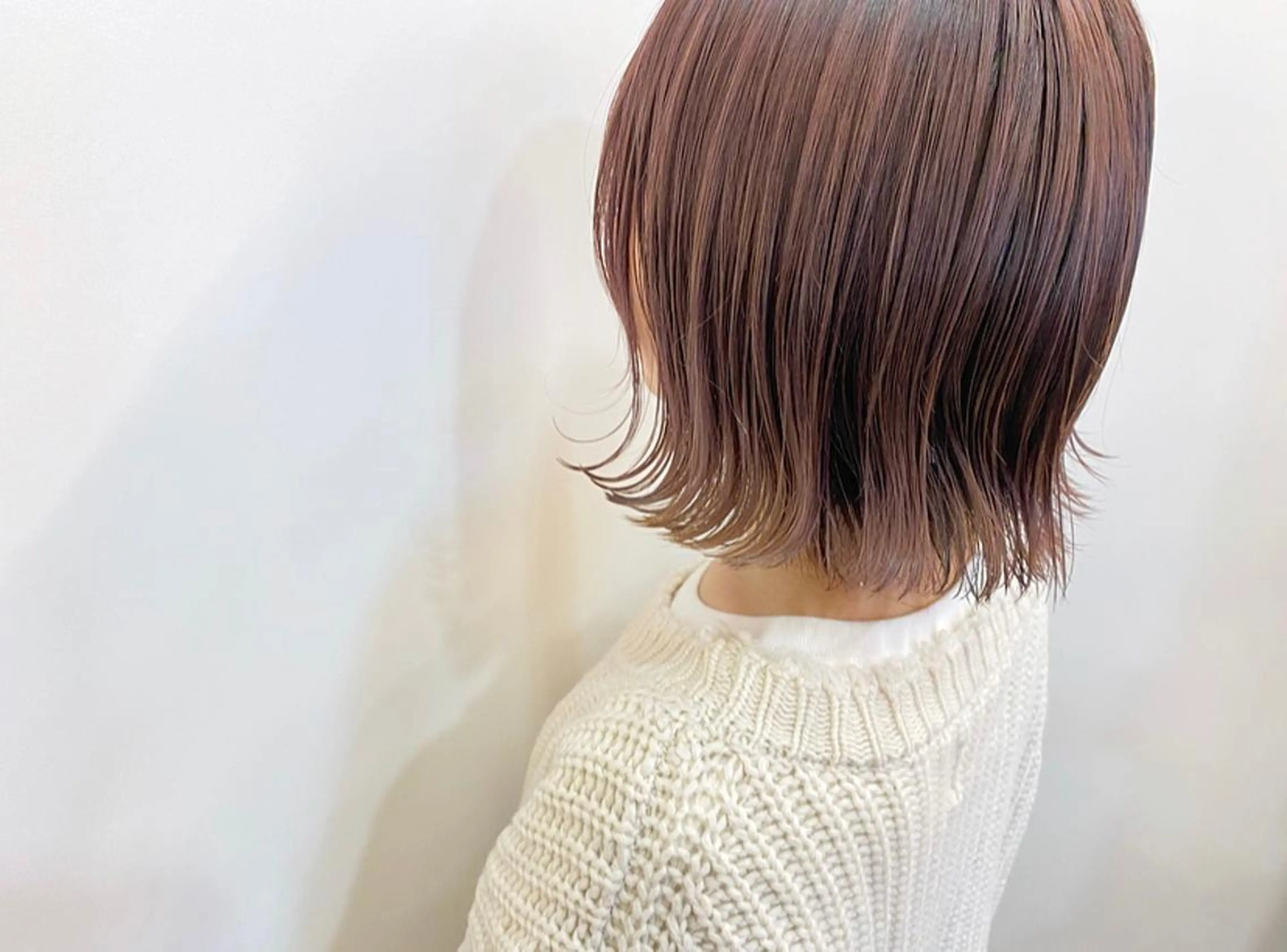ショート カラー アッシュ 透明感カラー ピンクカラー ピンクアッシュ ボブ カット ヘアカラー トリートメント 鈴木 翔梧のヘアスタイル