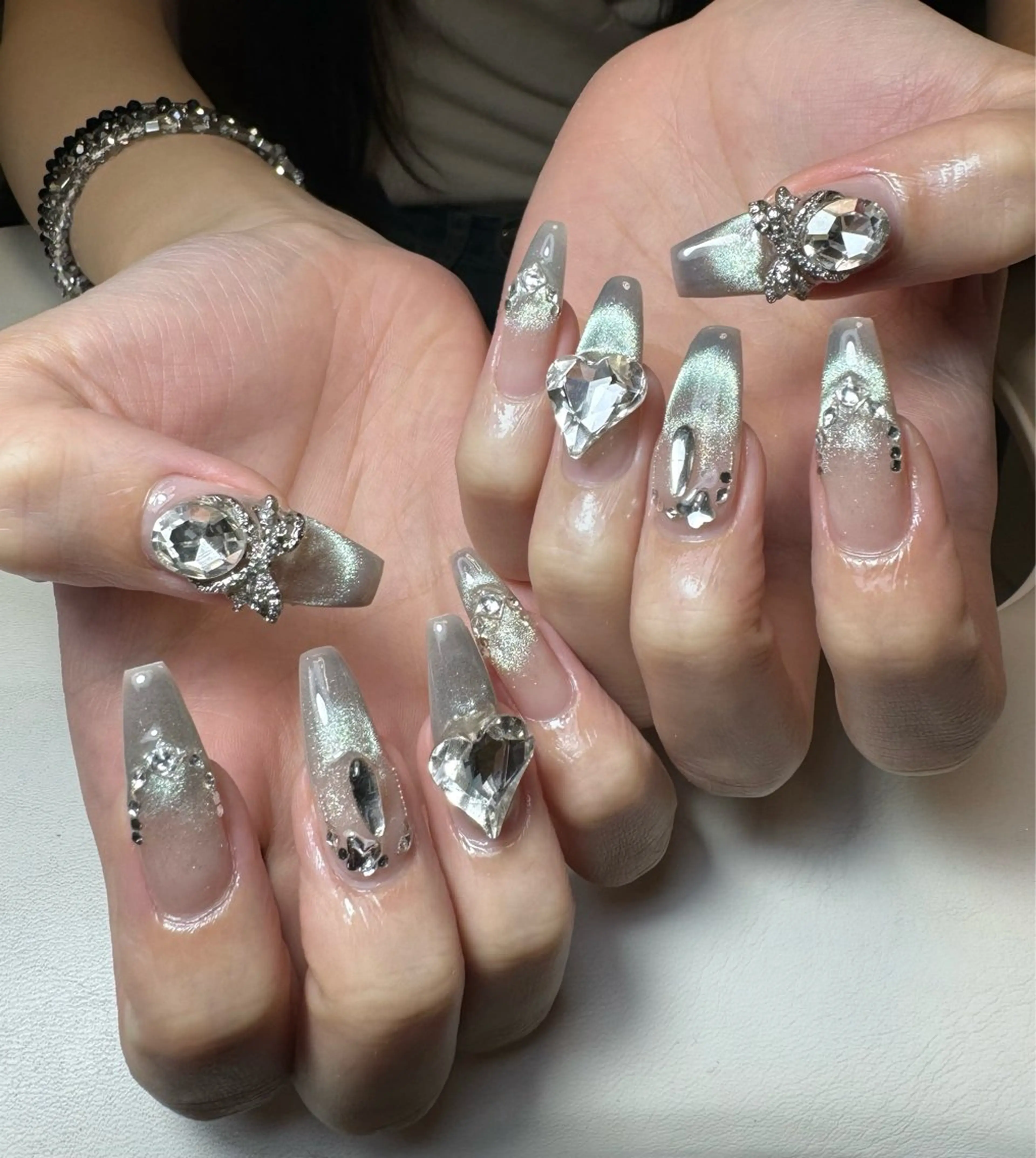 ネイル ハンドネイル ain nailのネイルデザイン