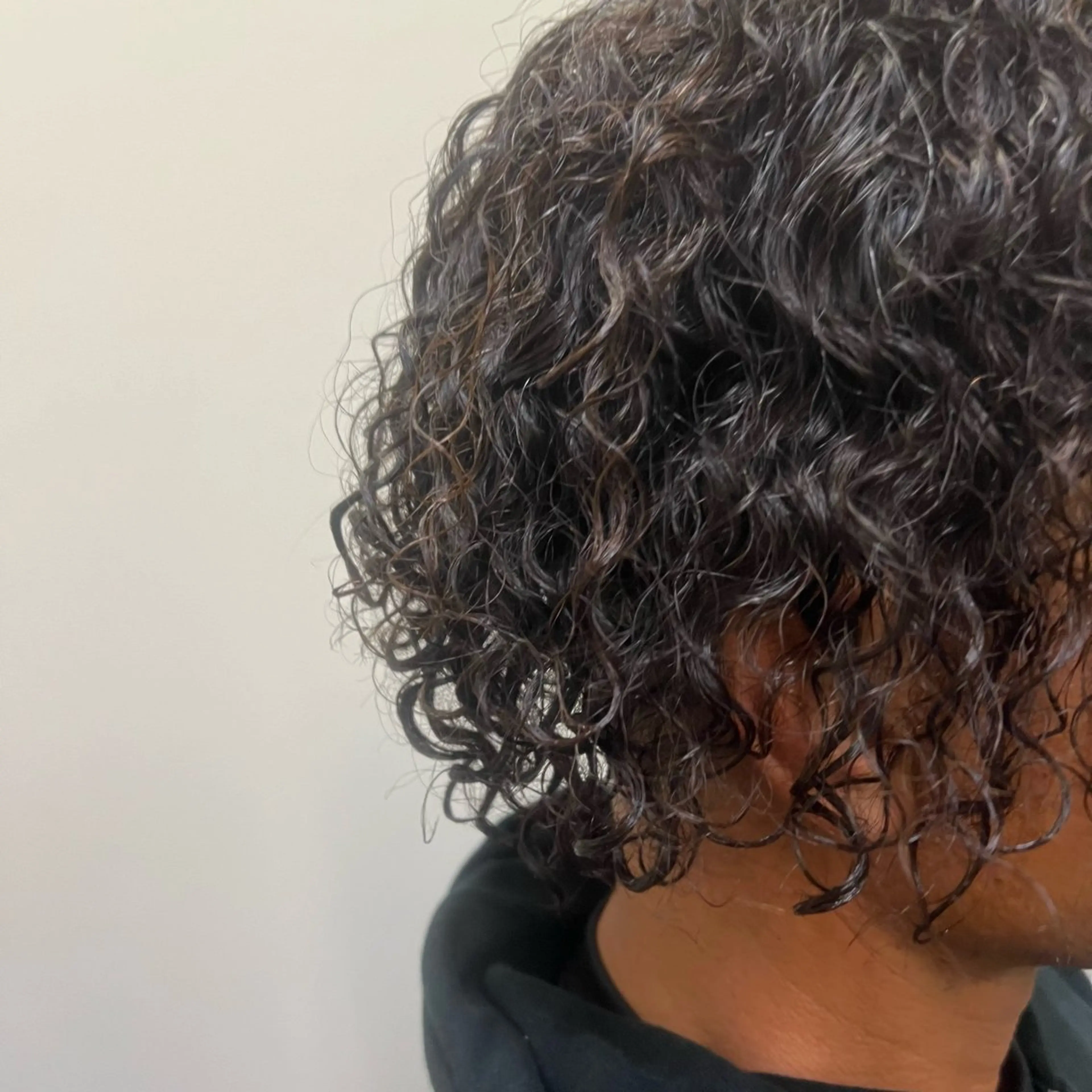 パーマ スパイラルパーマ 久保 美空のヘアスタイル