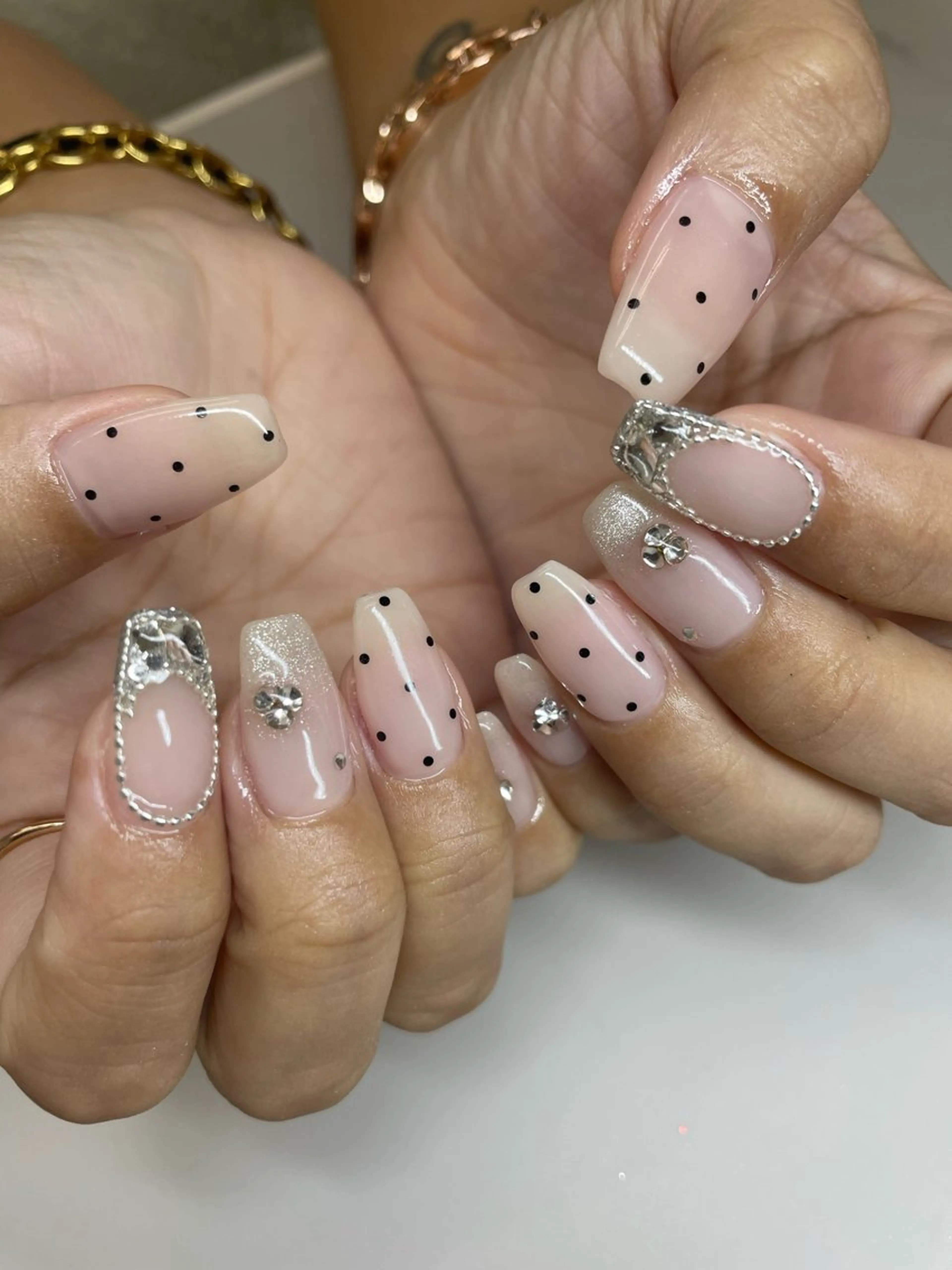 ネイル ストーンネイル ハンドネイル MiMi NAIL TOKYO所属・Hisaka Mikiのネイルデザイン