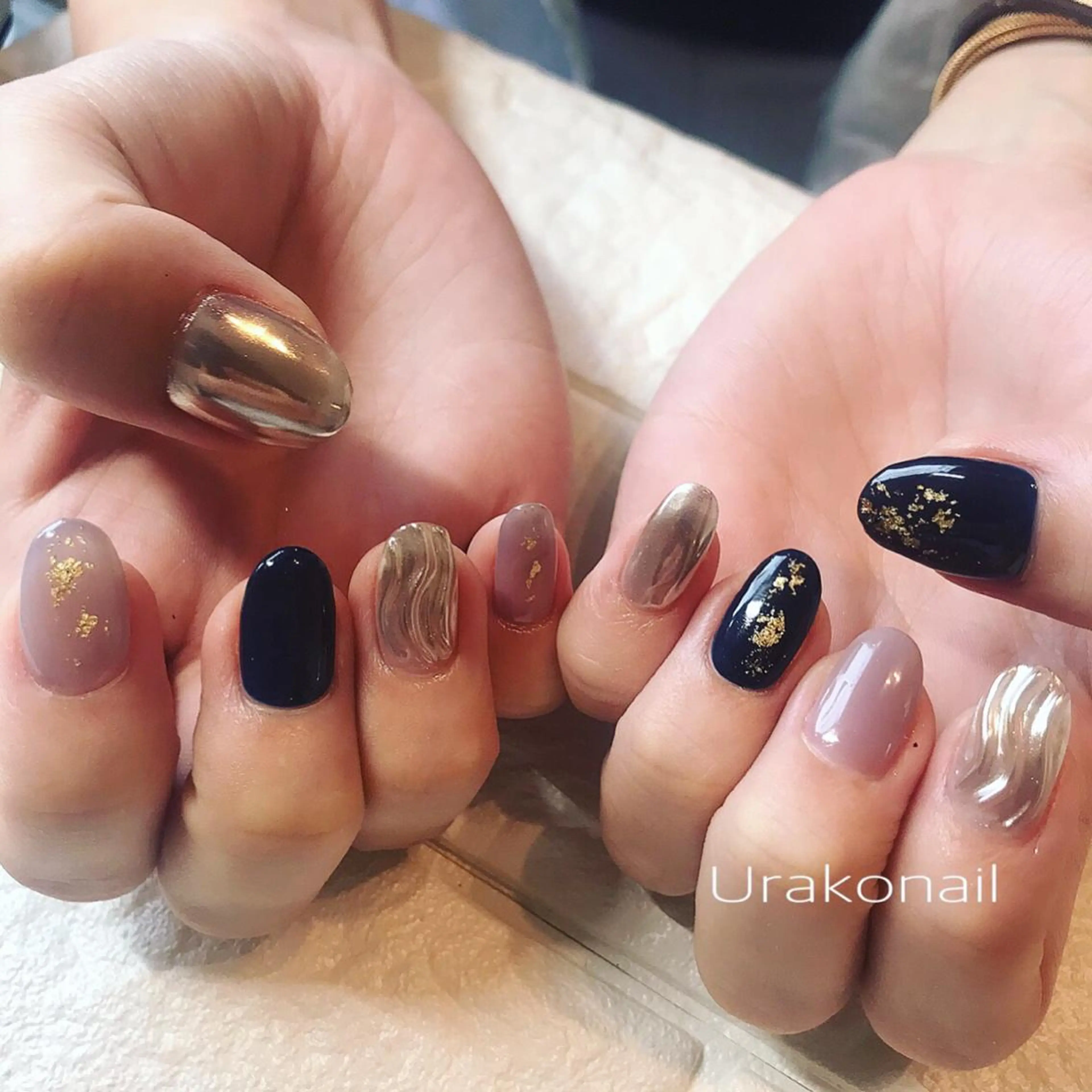 ネイル UrakoNail 《nail》のネイルデザイン