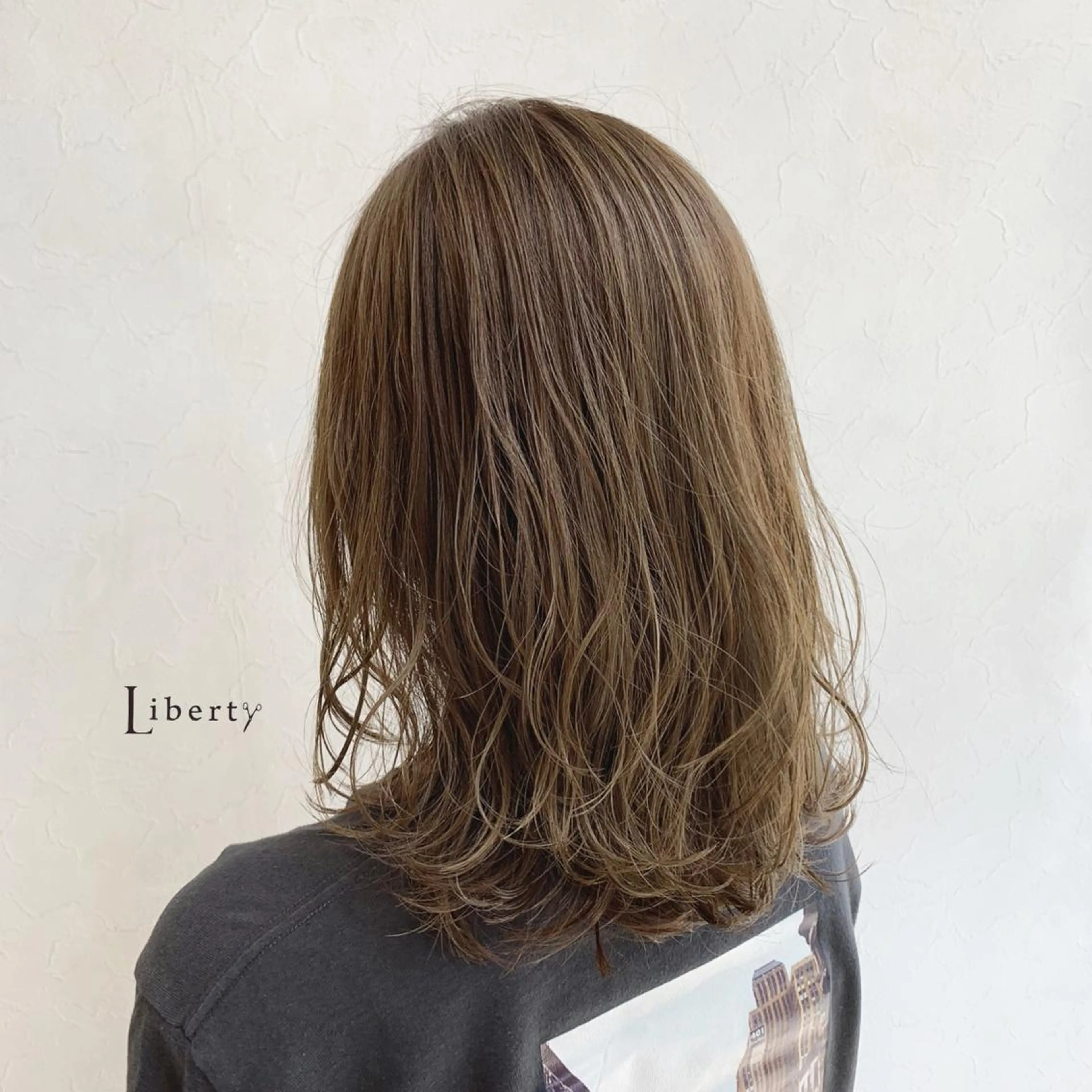 ミディアム カラー ベージュカラー ヘアカラー トリートメント Liberty 店長 TAJIMAのヘアスタイル