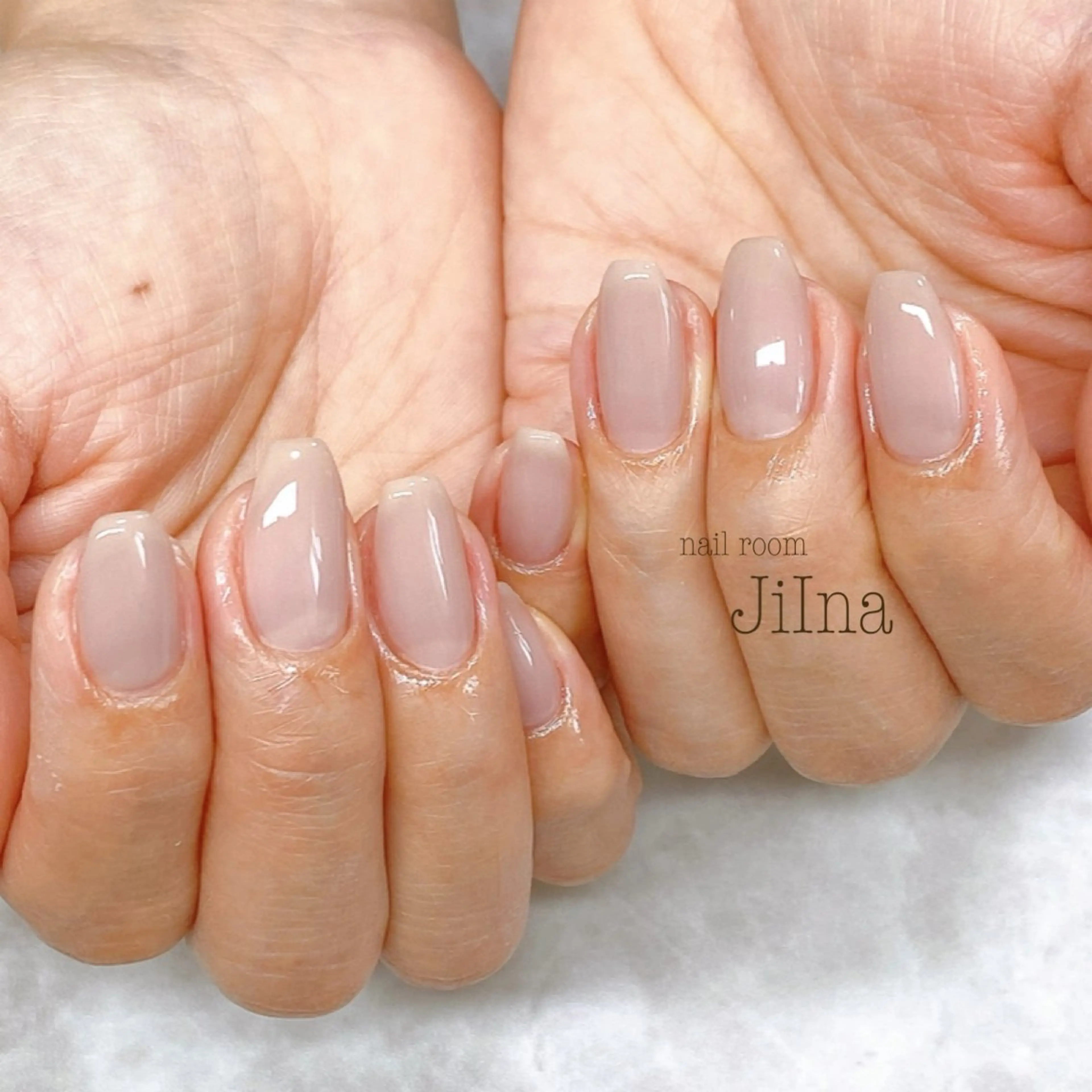 ネイル ワンカラーネイル nail room JiInaのネイルデザイン