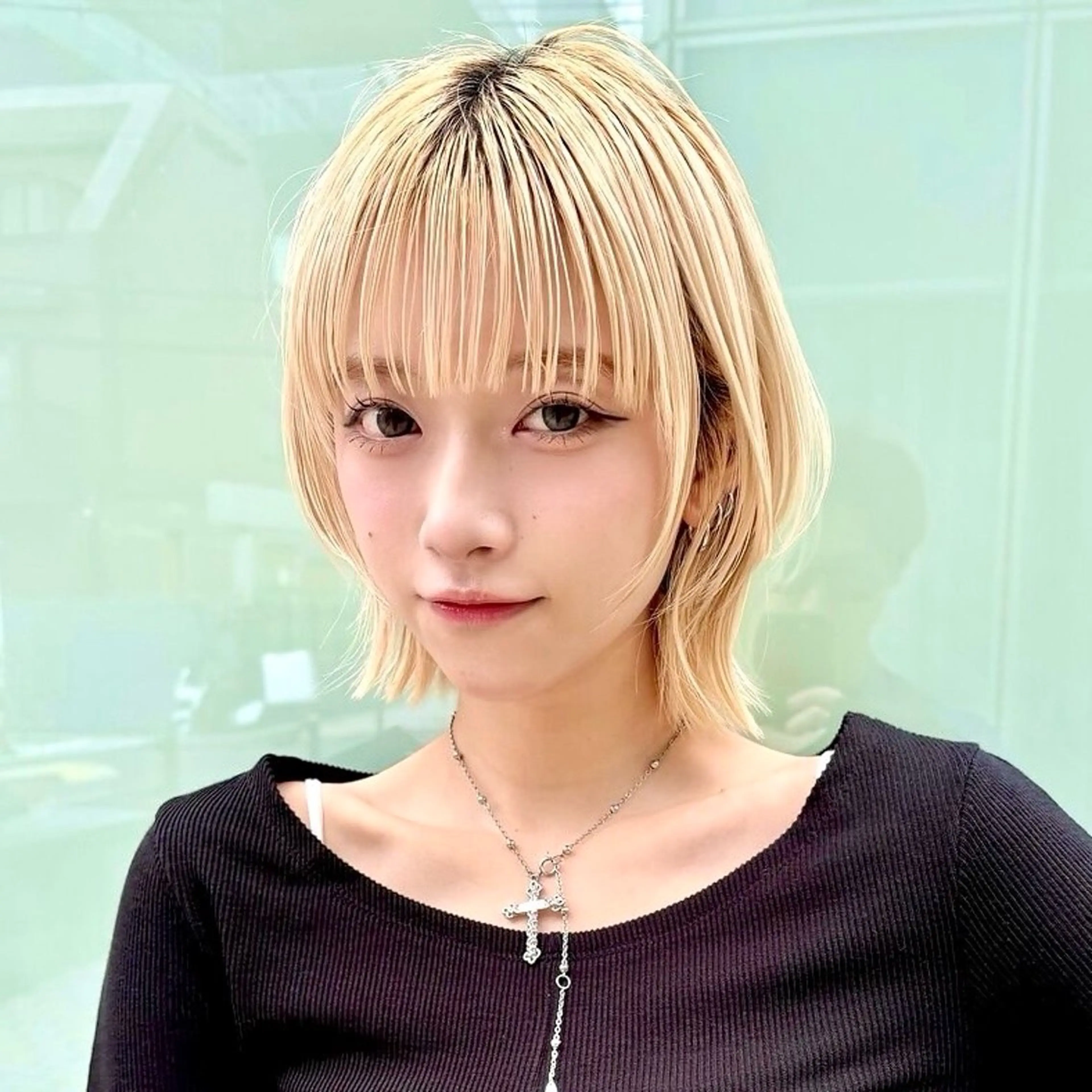 ショート YUJIN 似合わせカラーのヘアスタイル
