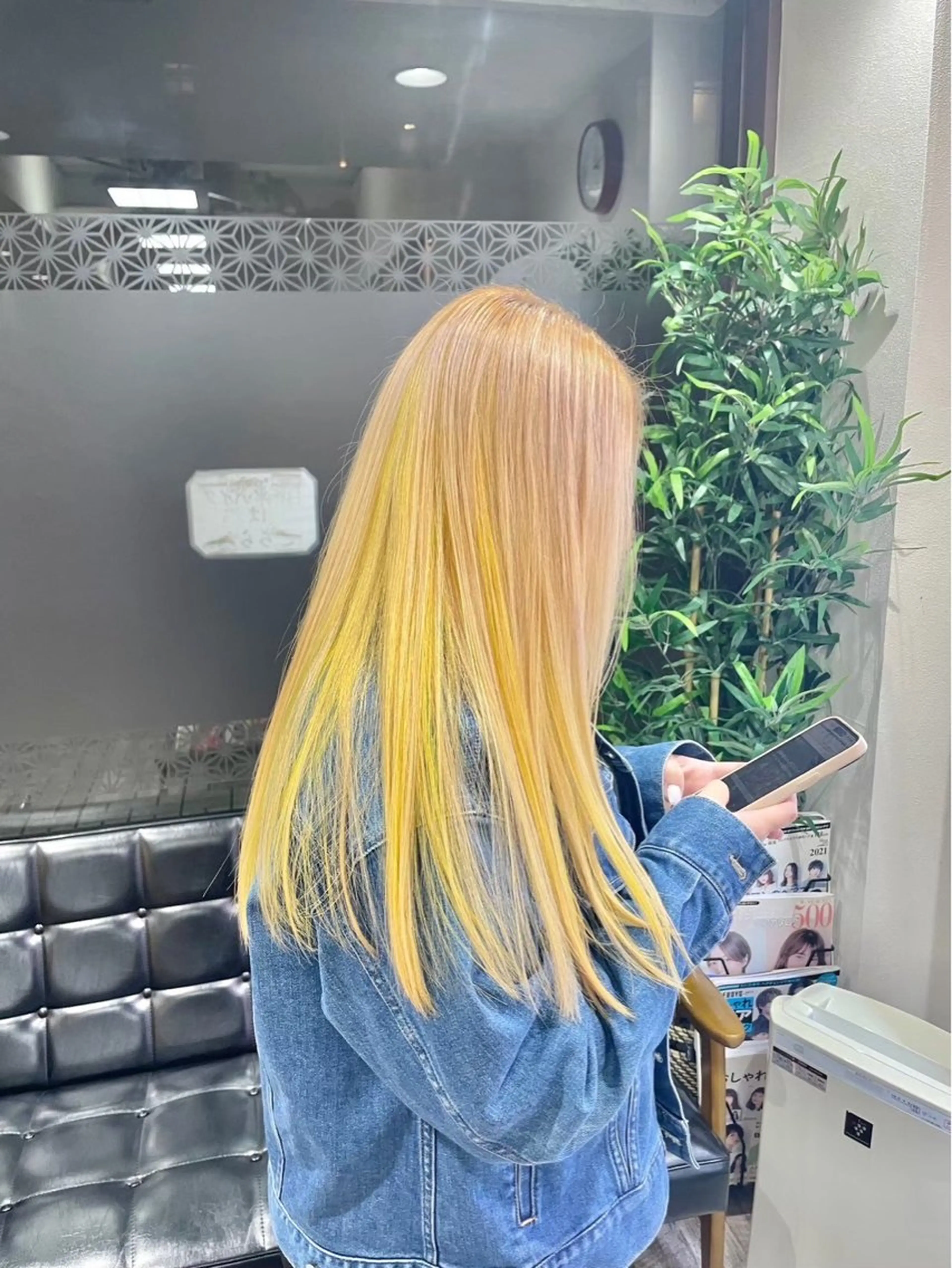 ロング カラー ヘアカラー トリートメント 中西愛莉 ミミトモリトのヘアスタイル