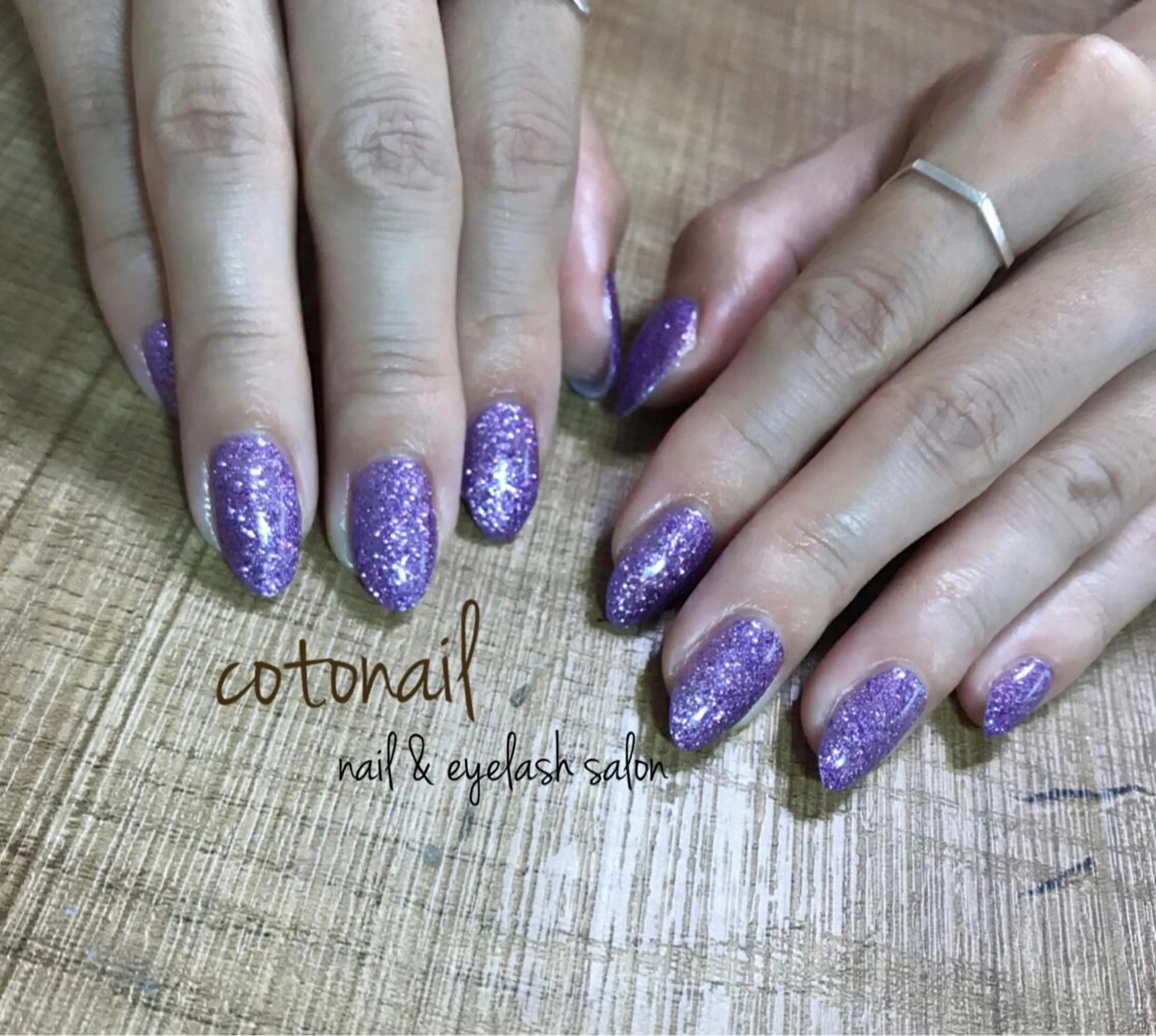 セミロング ネイル ハンドネイル ツメトマツゲ .のネイルデザイン