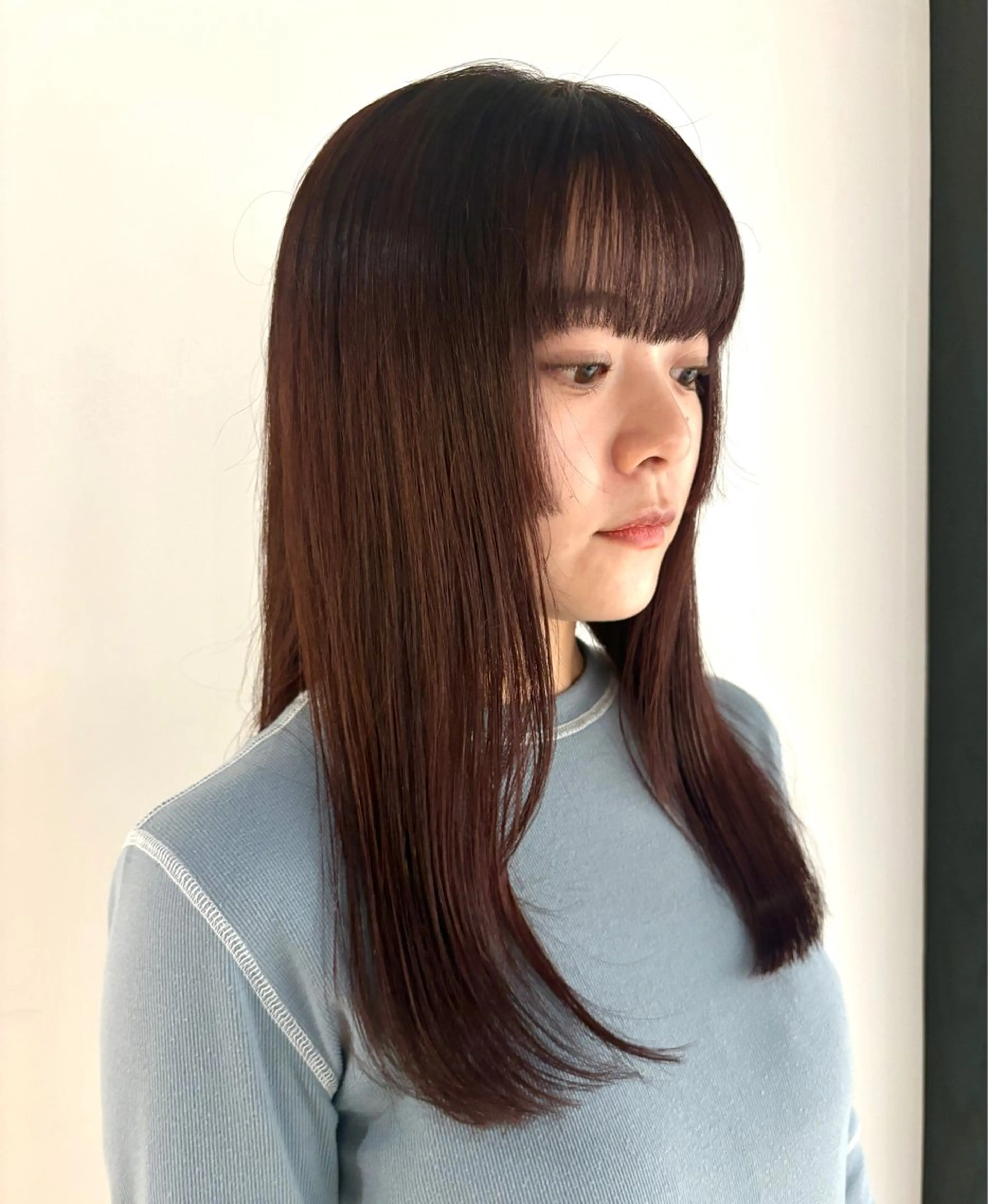 セミロング カラー レッドカラー 姫カット カット トリートメント やまもと さえのヘアスタイル