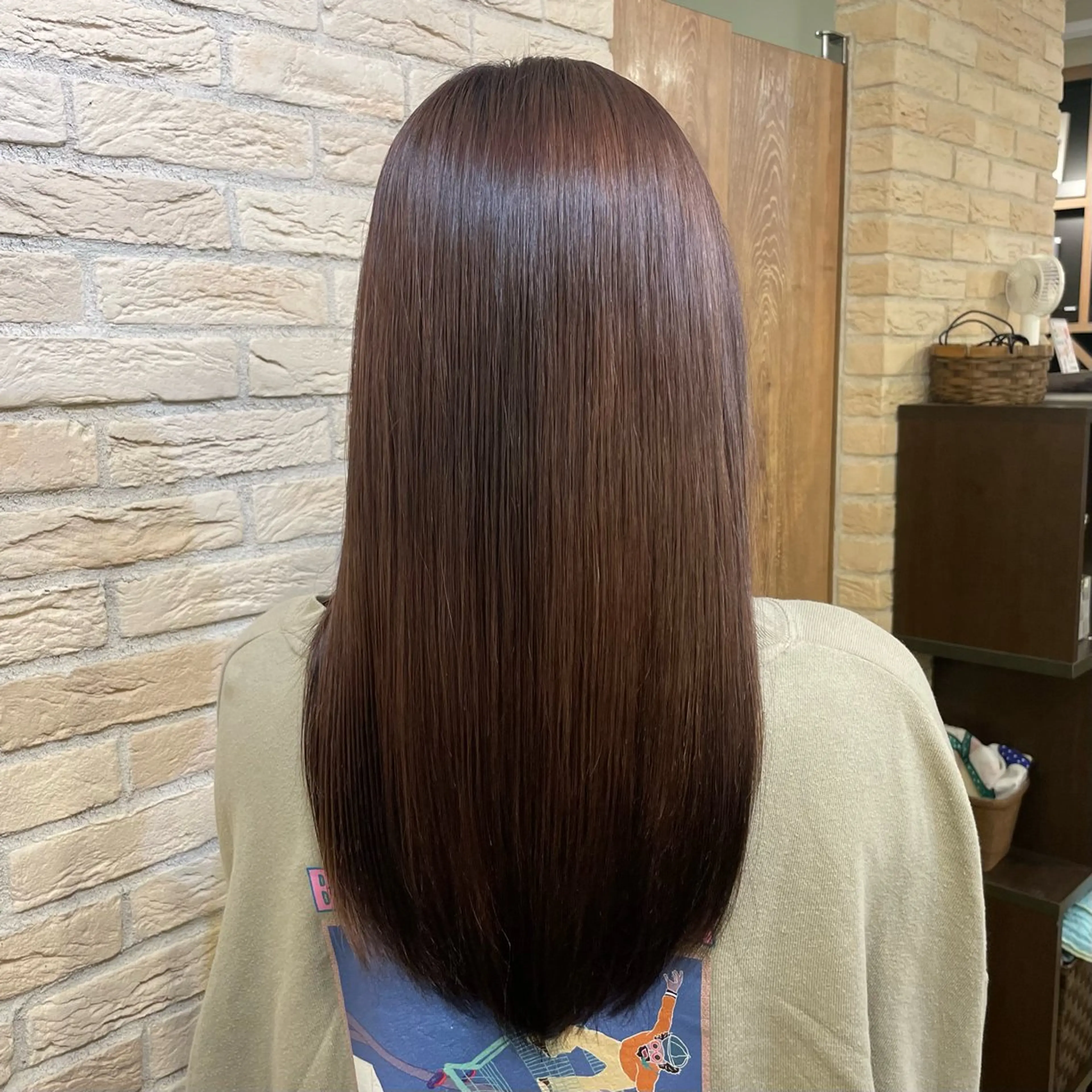 ロング トリートメント 酸熱トリートメント 髪質改善カラー＆ 縮毛矯正　石井良平のヘアスタイル