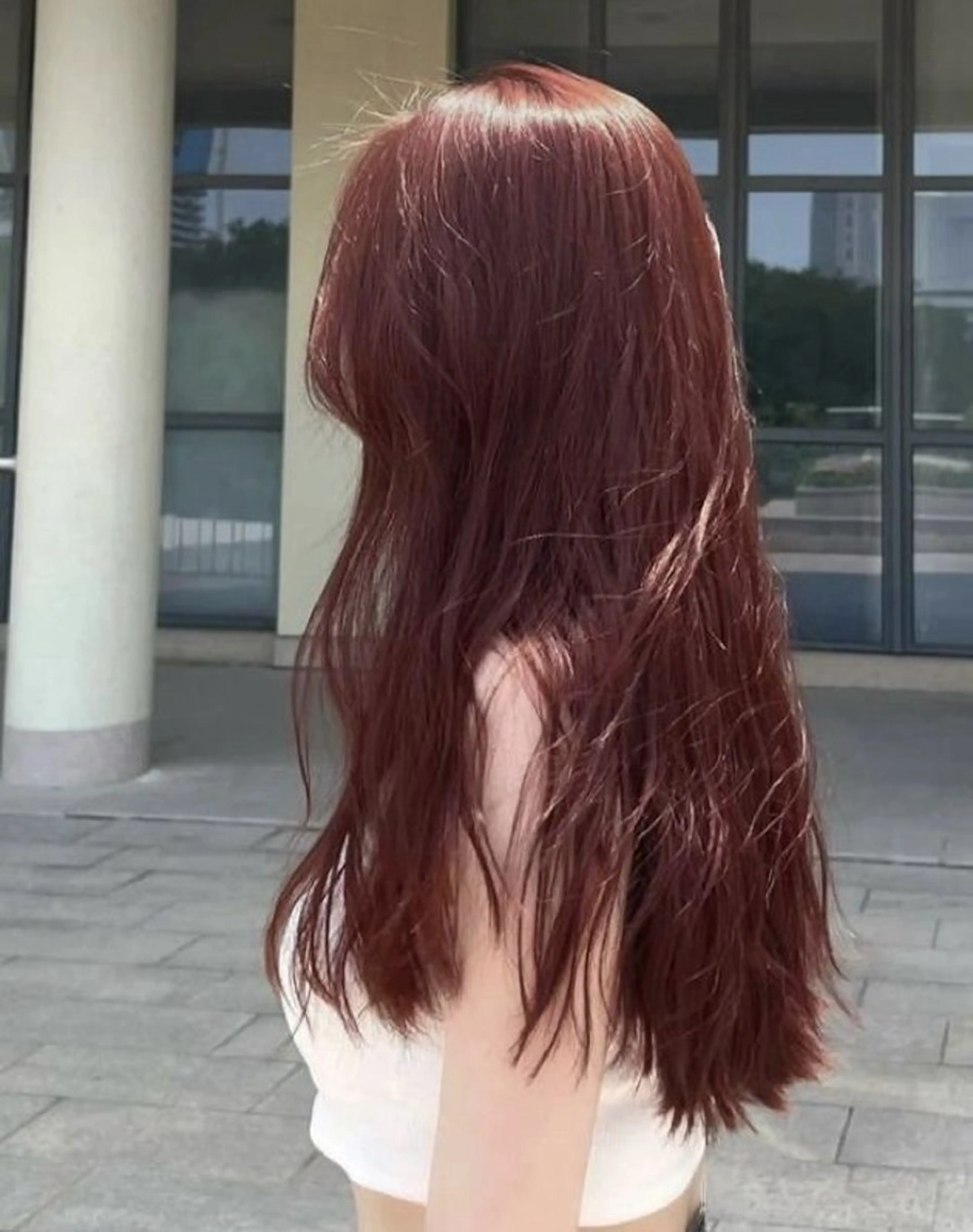 ロング カラー ヘアカラー 🥀ワンホン風暖色 カラーRISA🥀のヘアスタイル