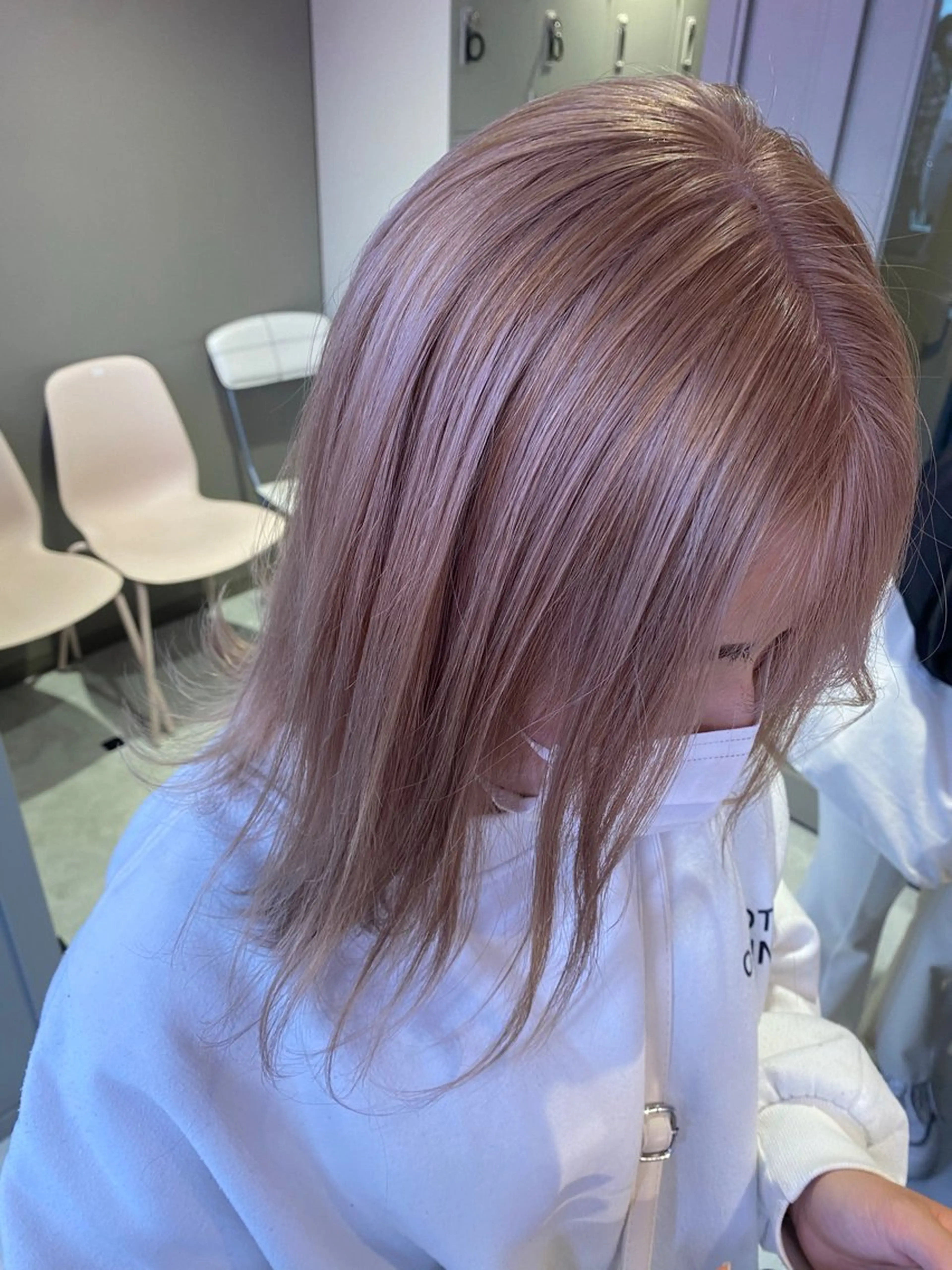 ミディアム カラー ヘアカラー トリートメント ケアブリーチ 韓国レイヤーKYONのヘアスタイル