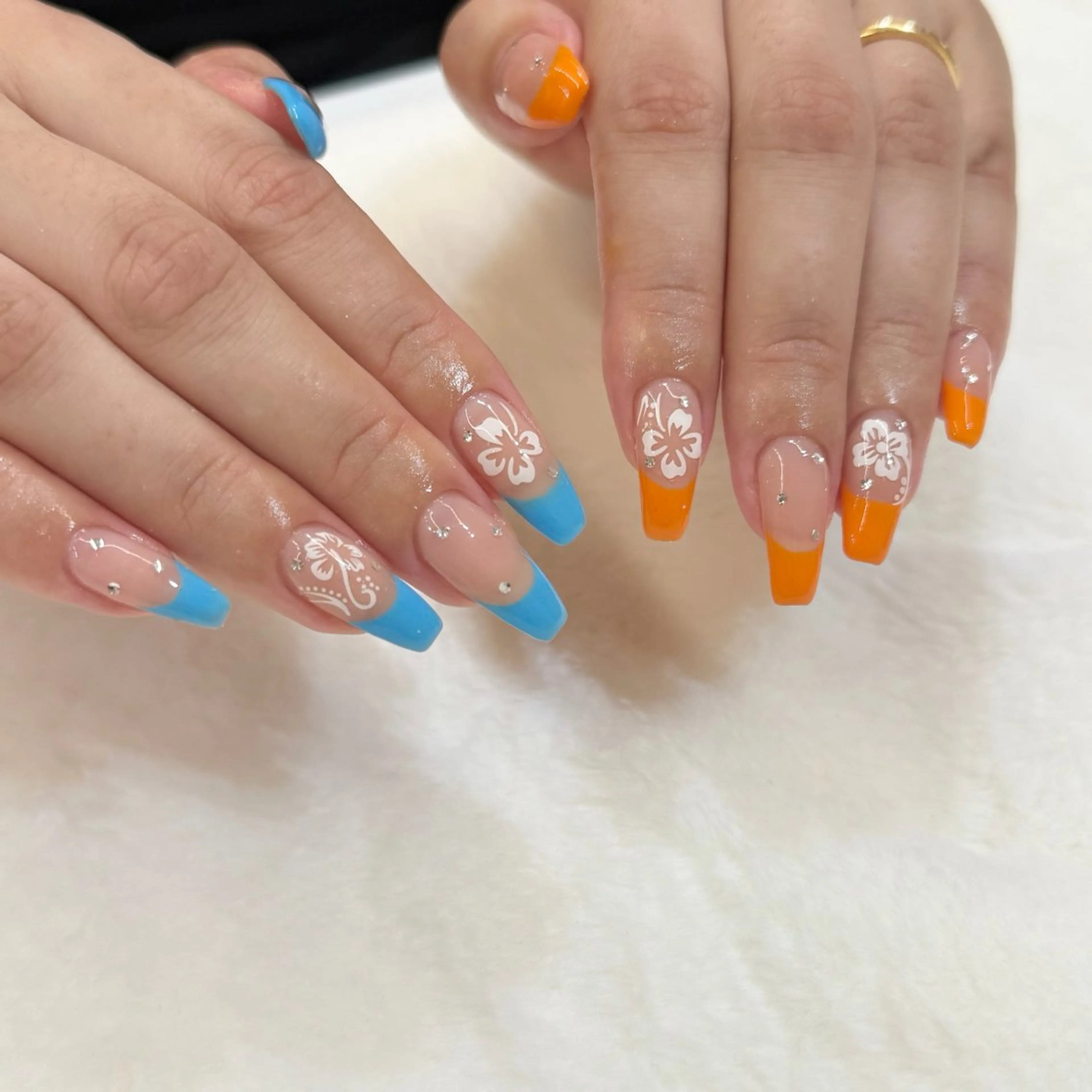 ネイル pool Yuzu🌷のネイルデザイン
