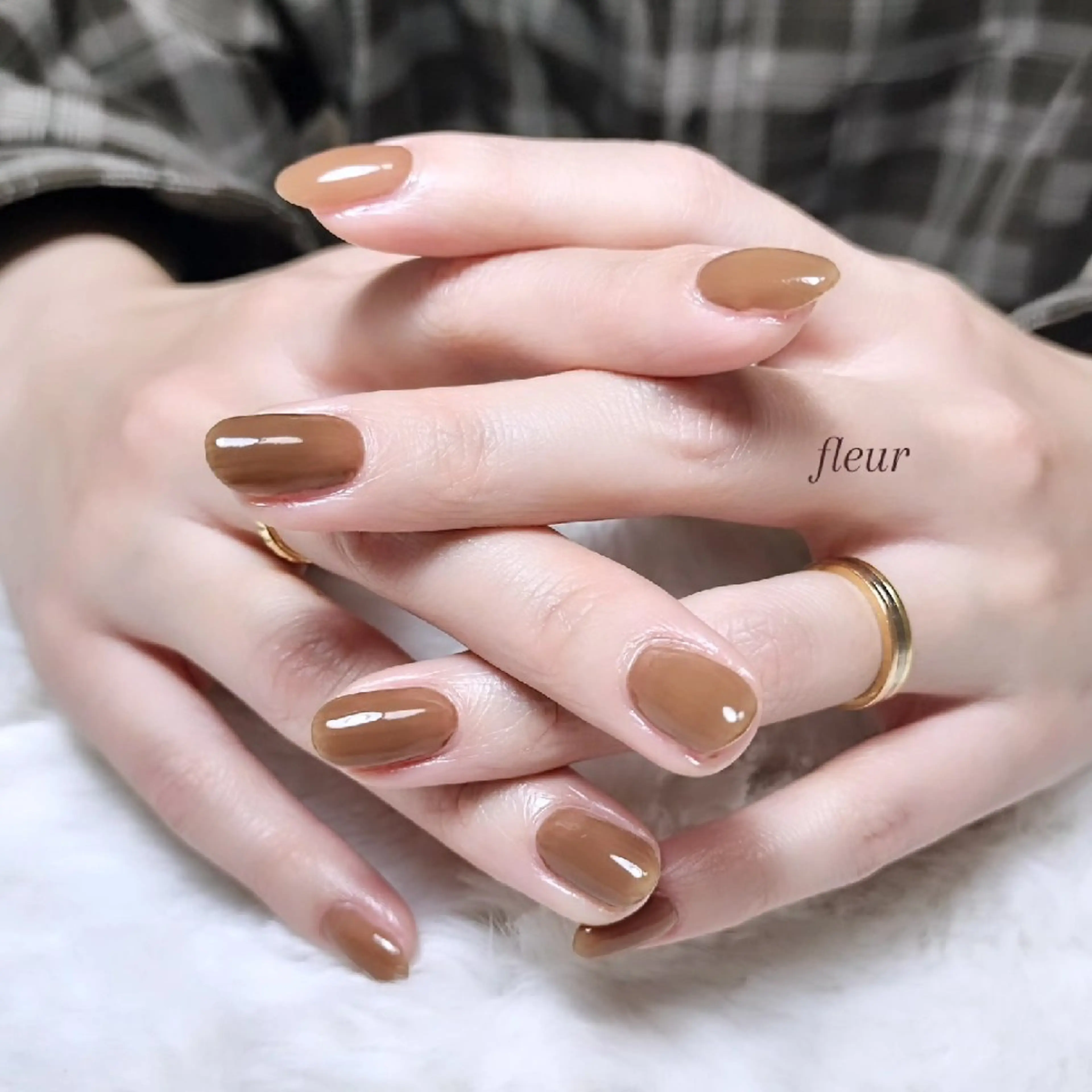 ネイル ブラウン ワンカラーネイル megumi. sのネイルデザイン