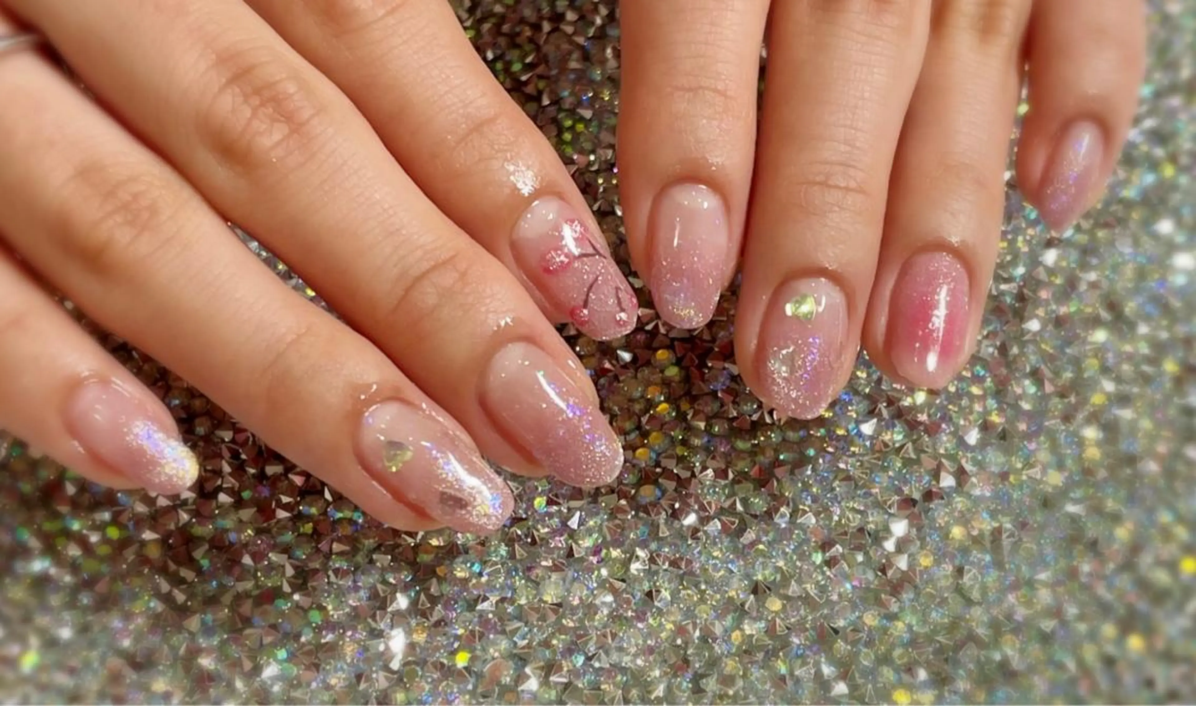 セミロング BURGUNDY 🌹eriのネイルデザイン