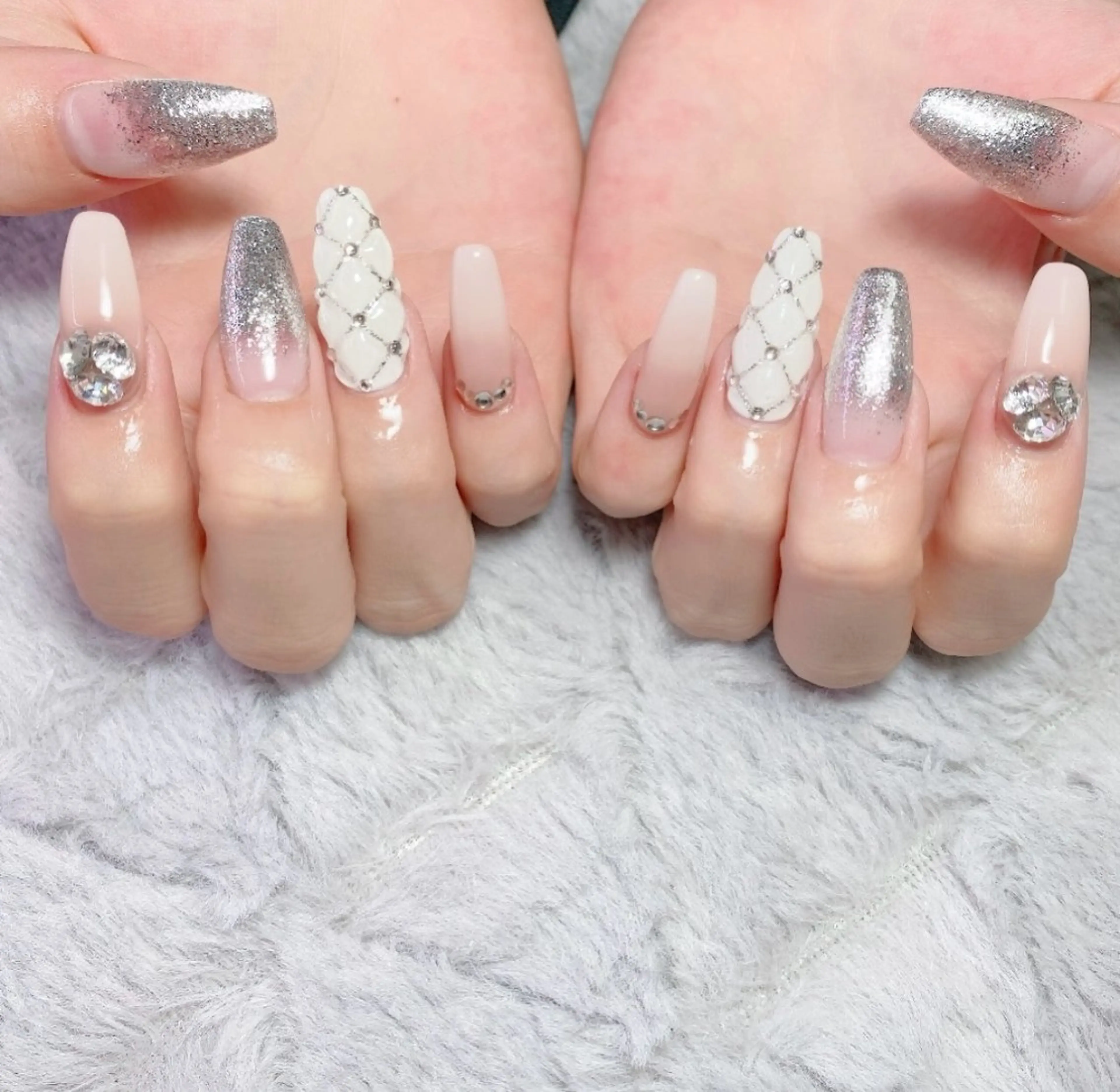 ネイル ハンドネイル B- nailのネイルデザイン