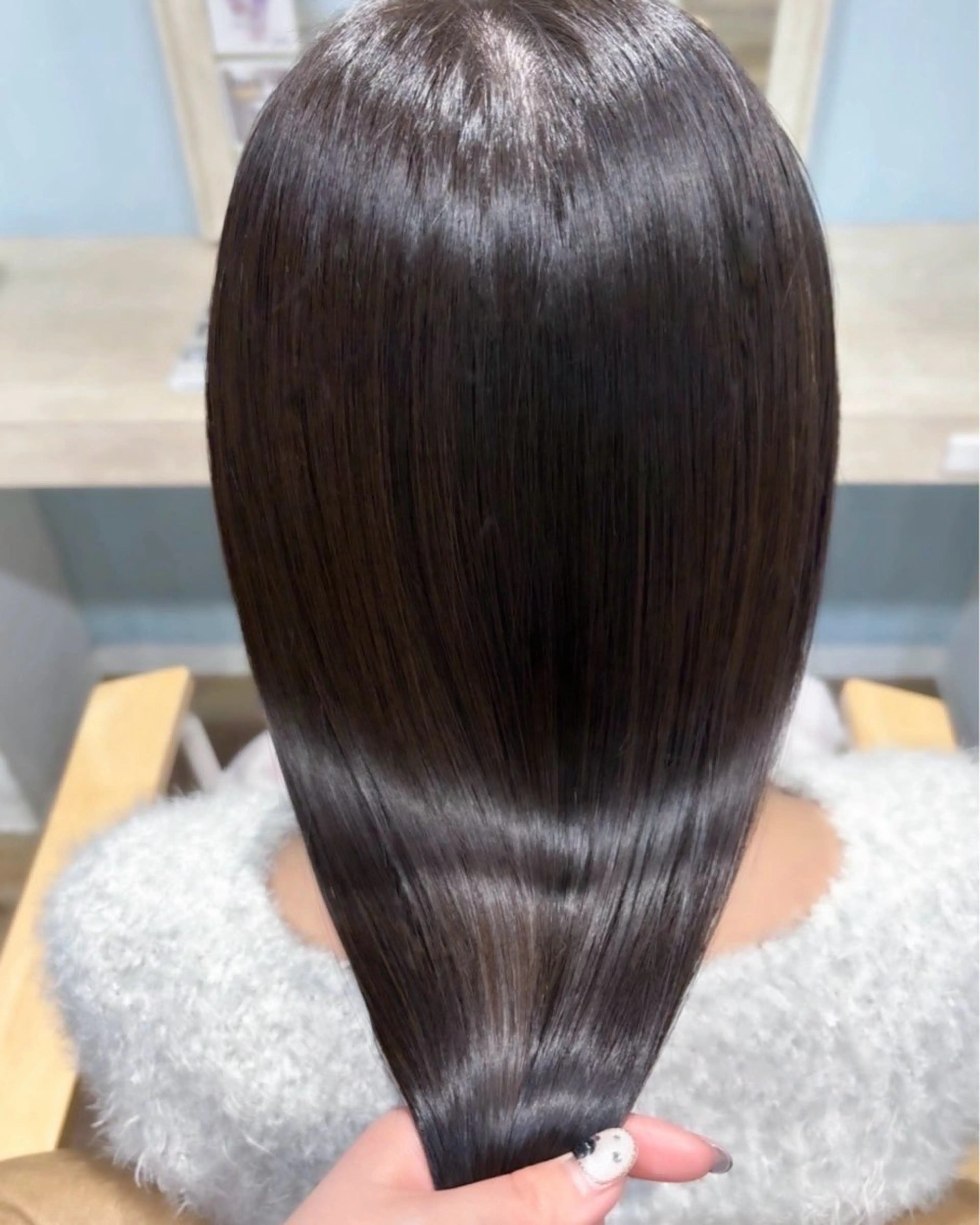 ロング カラー グレージュ カット ヘアカラー トリートメント ブラウンカラー tomokaのヘアスタイル