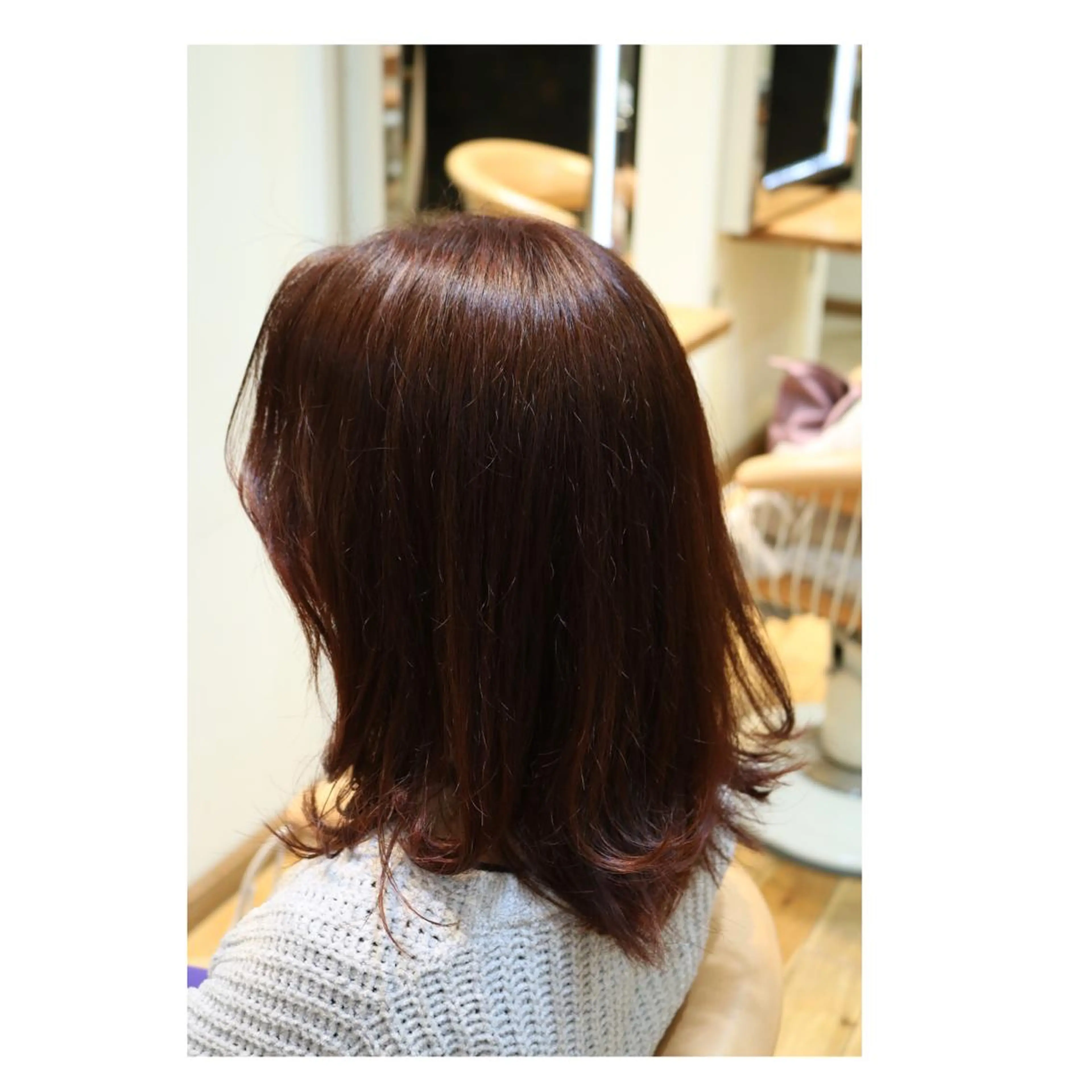 ミディアム カラー ボブカット／ 明千のヘアスタイル