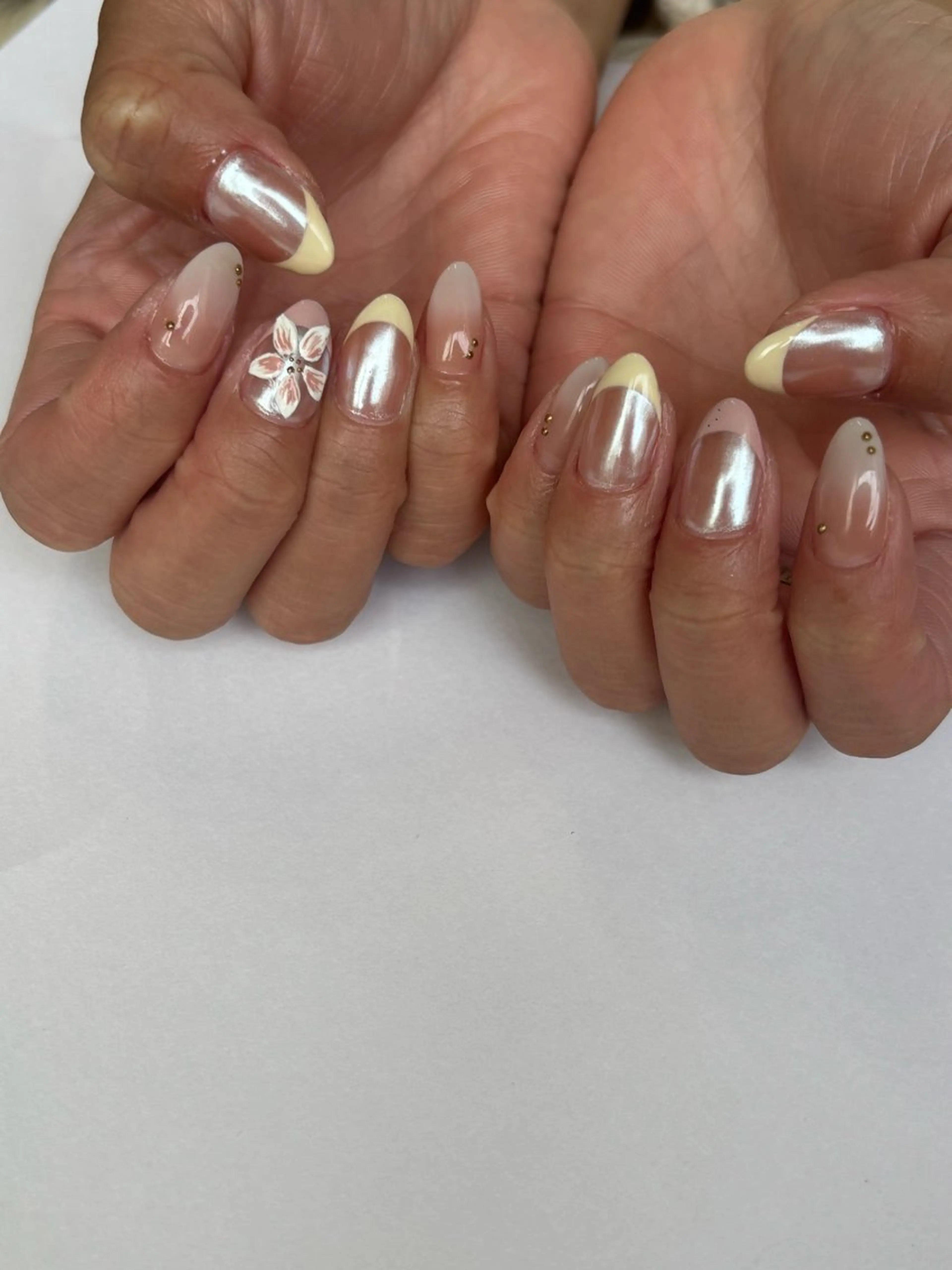 ネイル sunny nail所属・Amano hinaのネイルデザイン