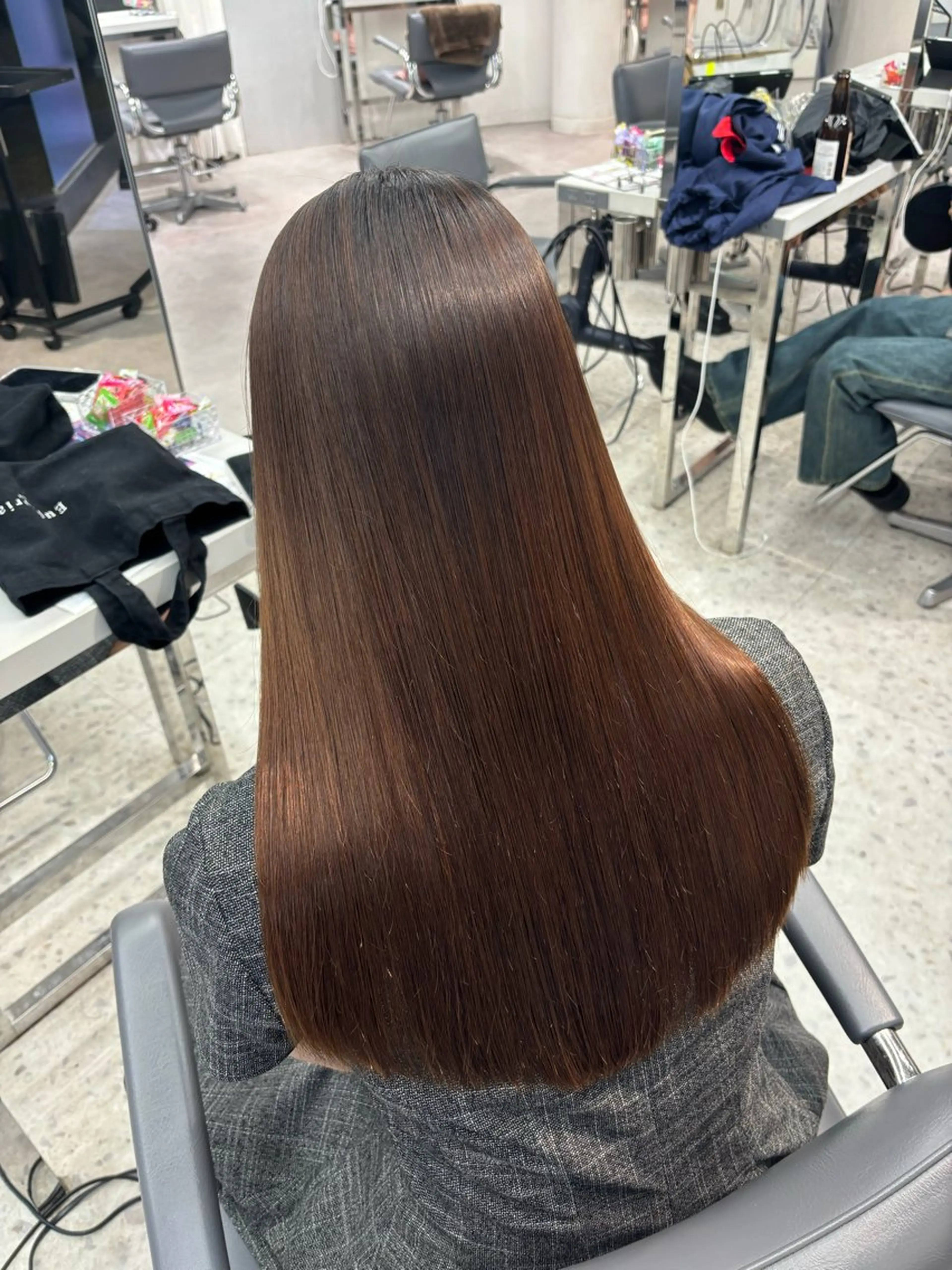 「7月12日（土）限定プライス 2500」ストレート（縮毛矯正）の写真