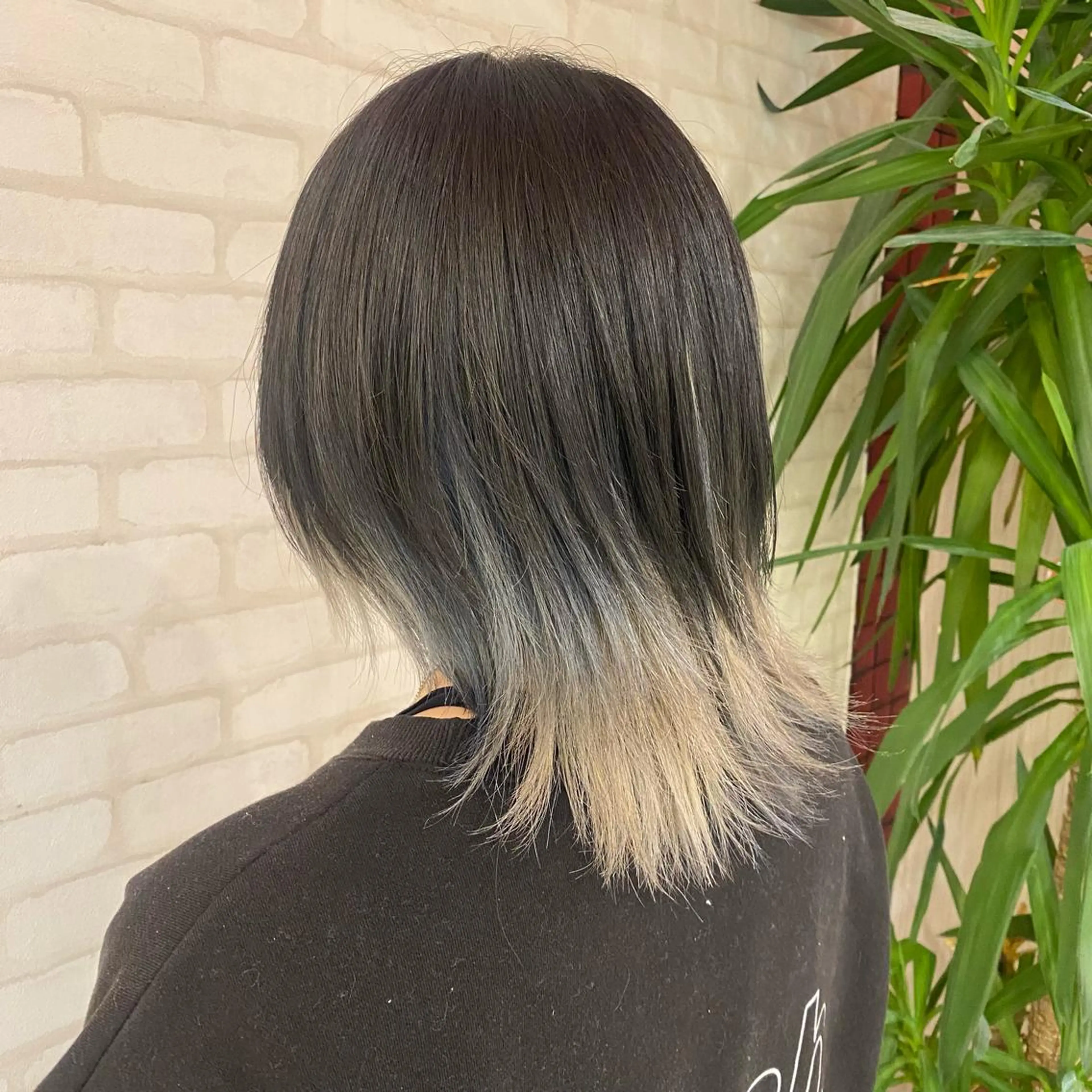 ミディアム カラー インナーカラー カット ヘアカラー トリートメント ノンダメージサロンBonheur銀座並木通り店所属・ULTOWA/銀座 ERIのヘアスタイル