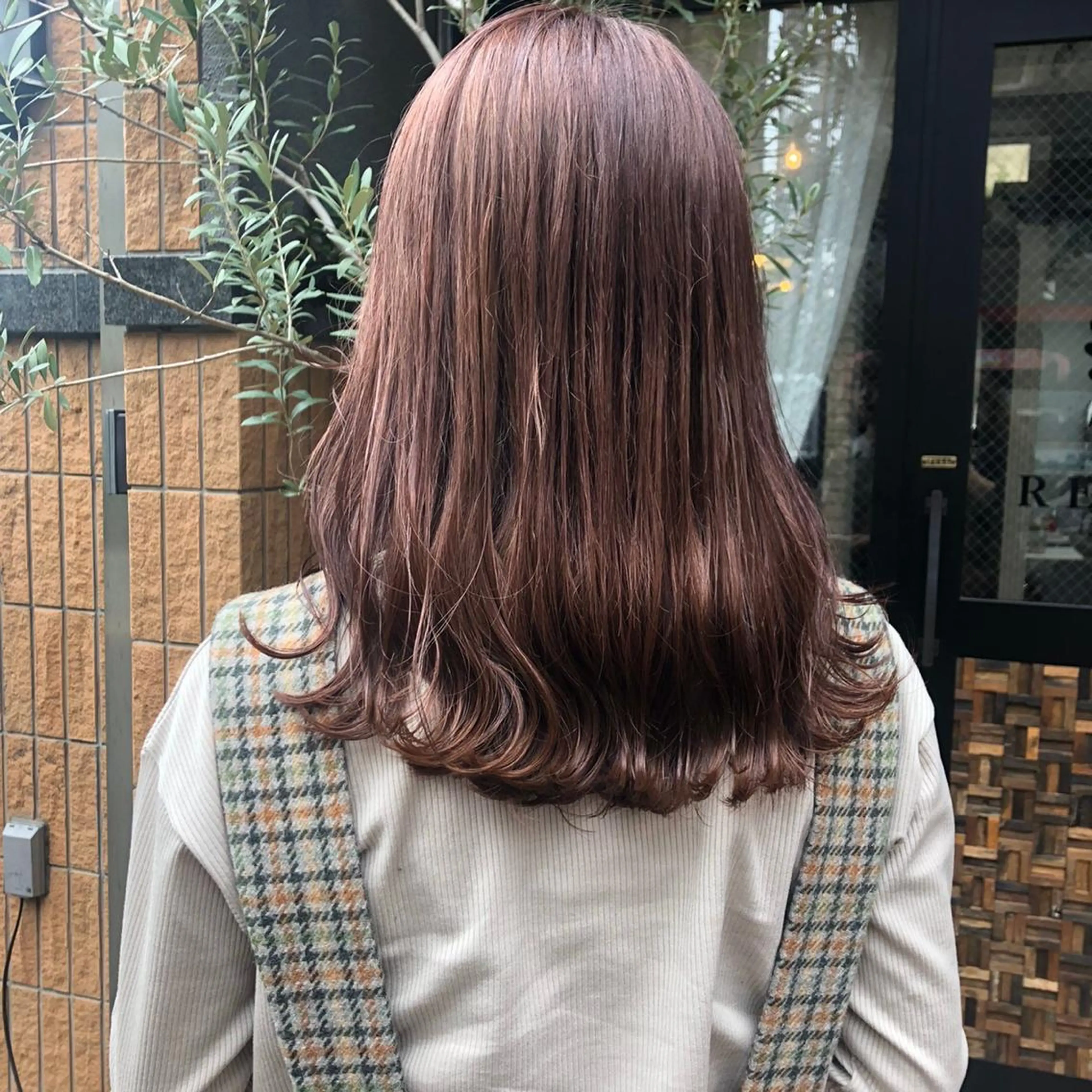 ロング カラー 田中 優衣のヘアスタイル