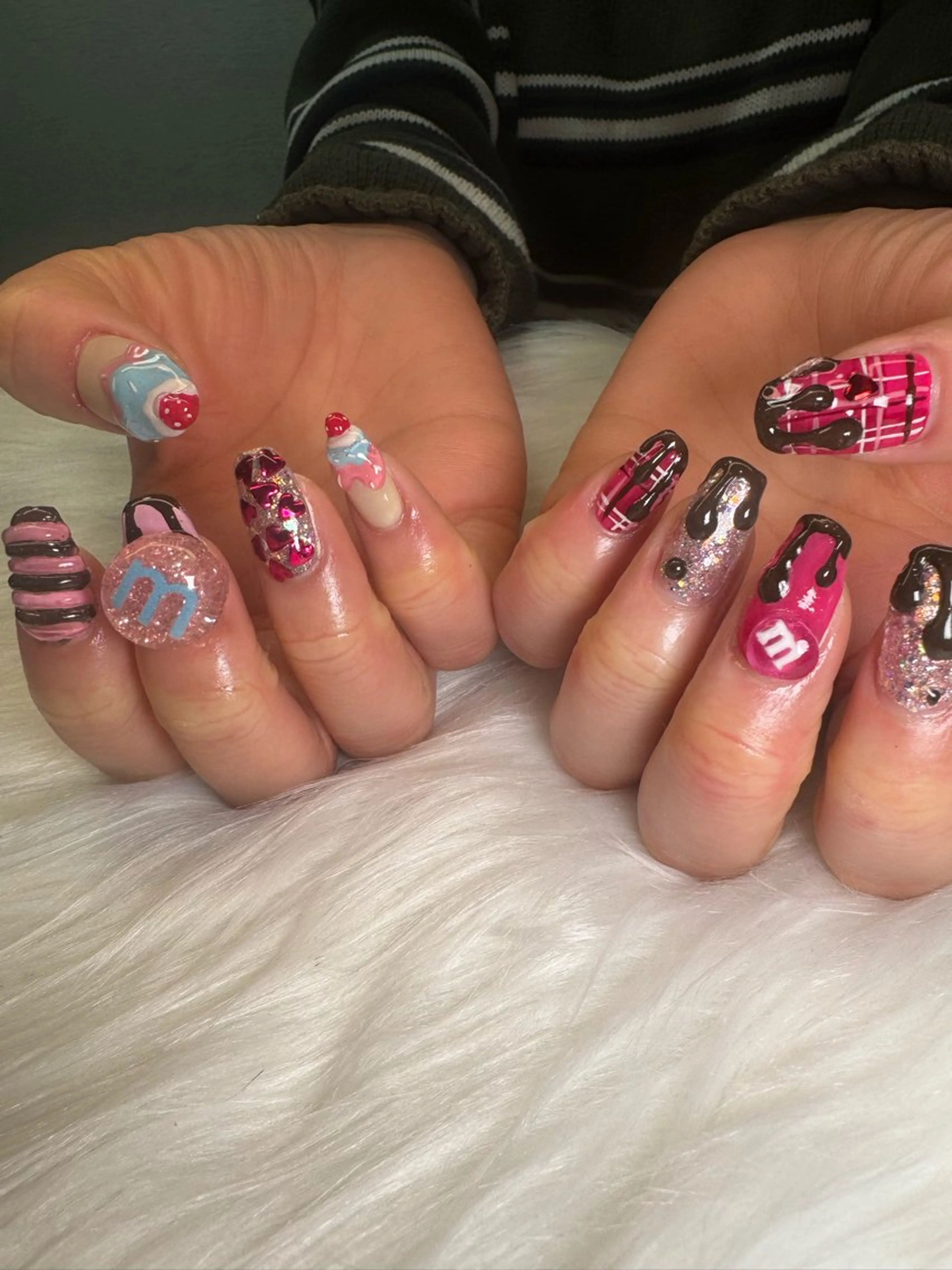 ネイル ハンドネイル YOUTH nails waxing所属・YOUTH natsumiのネイルデザイン