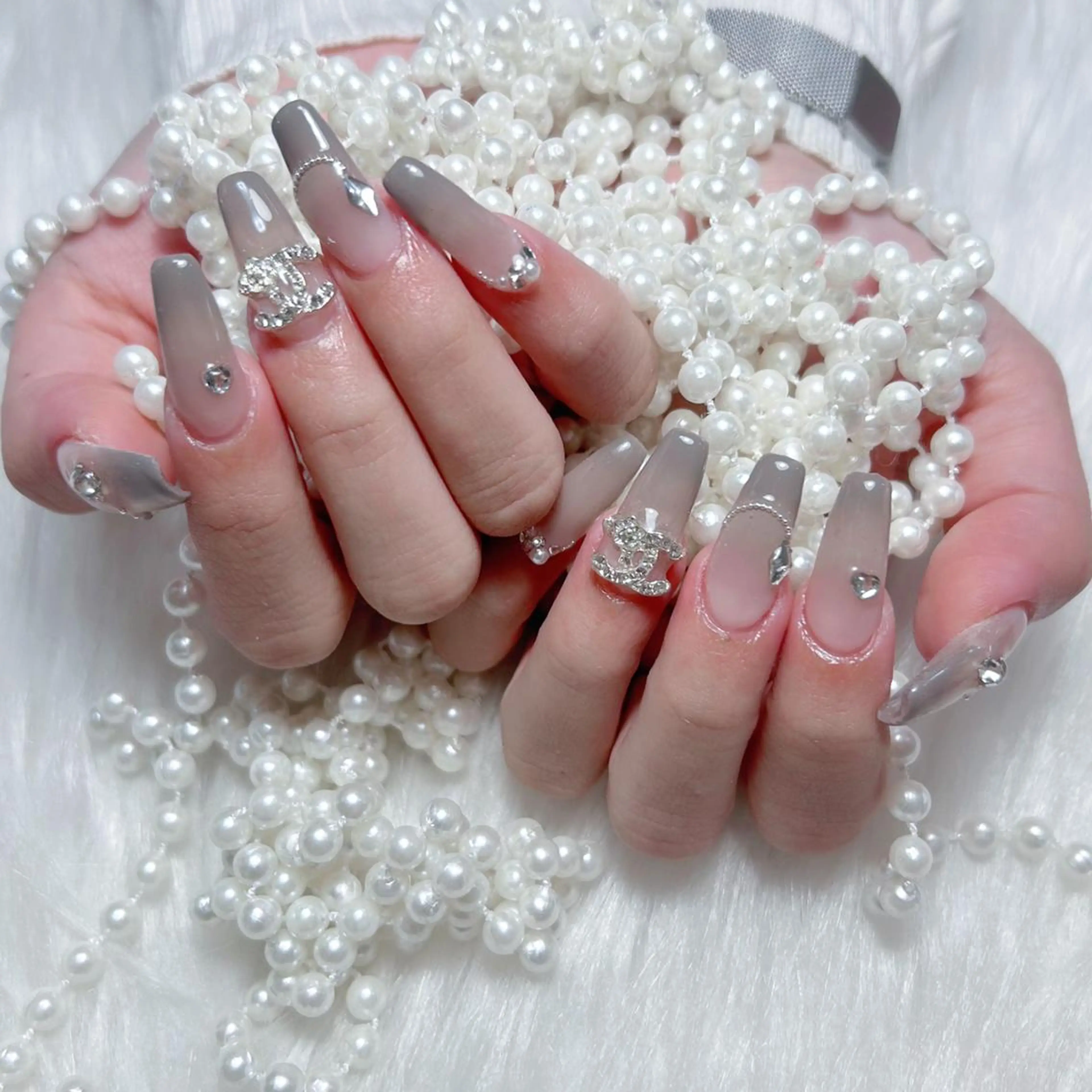 ネイル Mina🤍 愛莉🪽のネイルデザイン